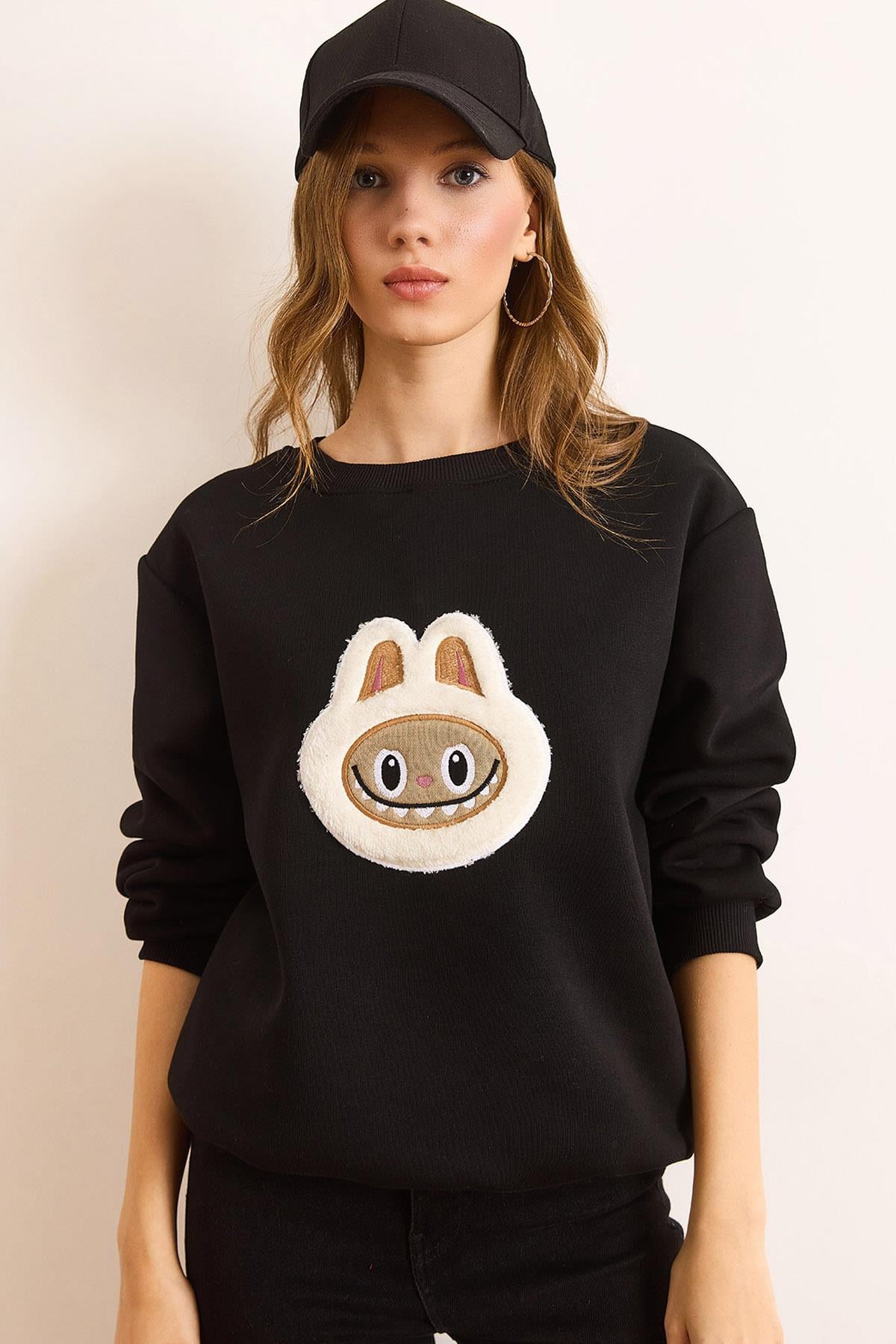 Aplikeli Şardonlu Basic Sweatshirt Siyah