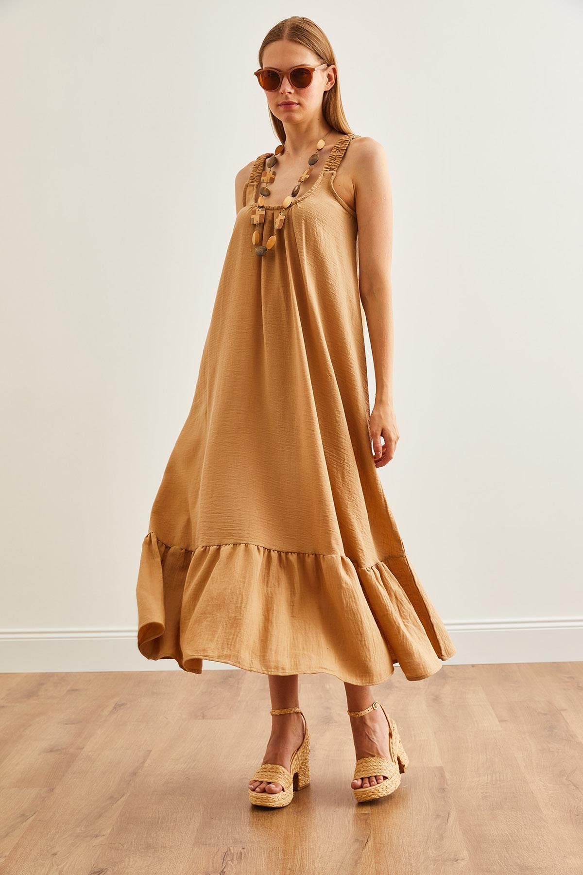Askılı Oversize Maxi Dokuma Elbise Camel