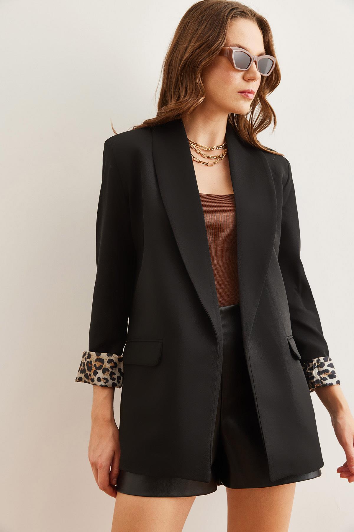 Astarı Leopar Aksesuar Cepli Blazer Ceket Siyah