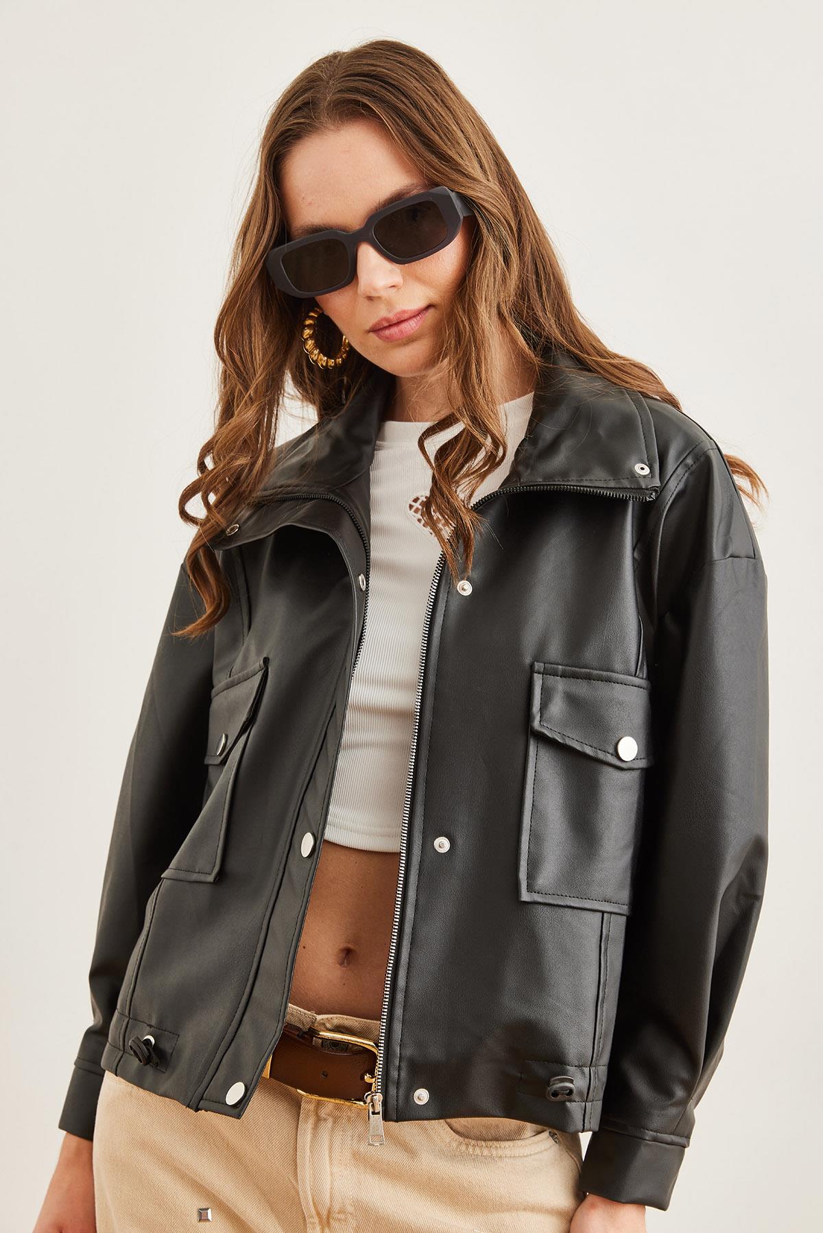 Astarlı Cepli Büzgü Detaylı Suni Deri Ceket Siyah