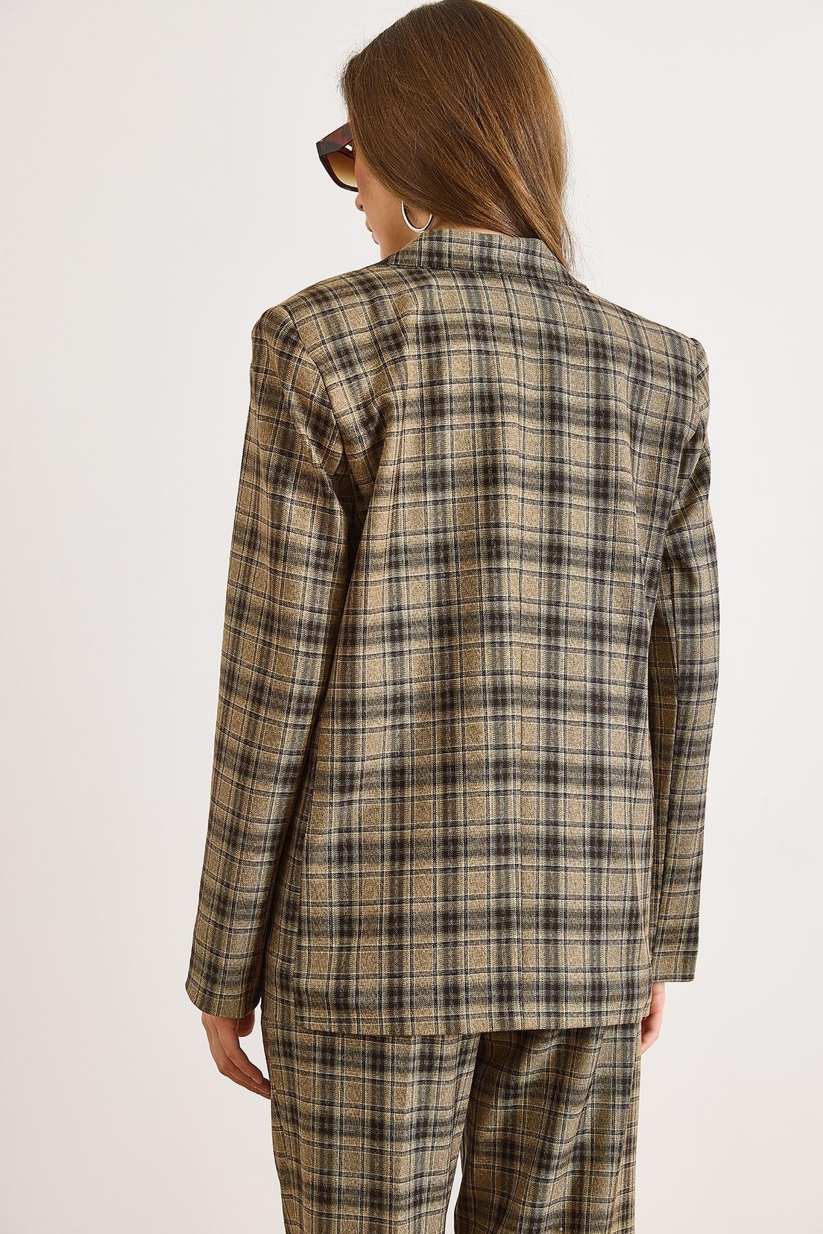 Astarlı Cepli Ekose Blazer Ceket Camel