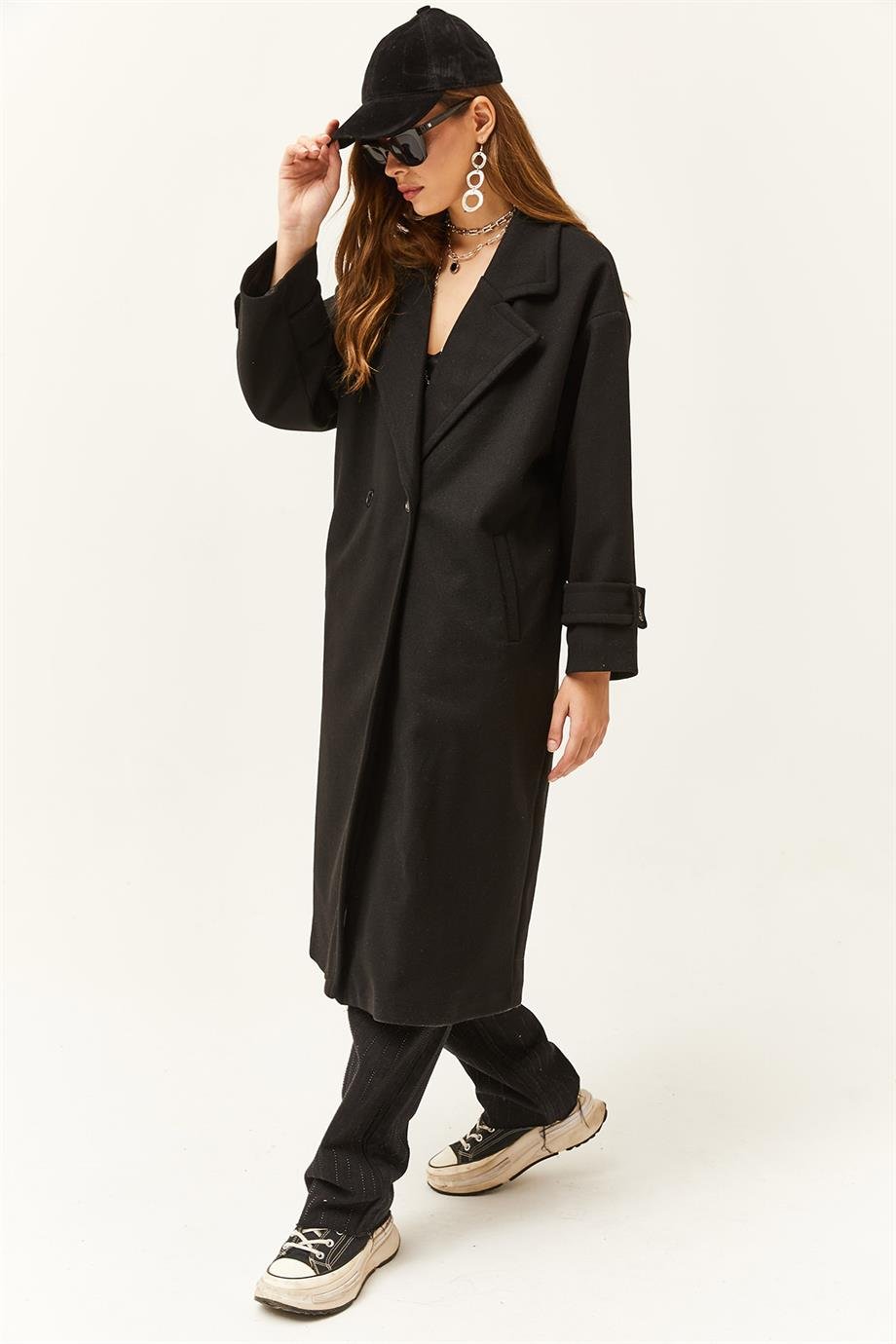 Astarlı Cepli Oversize Kaşe Uzun Kaban Siyah