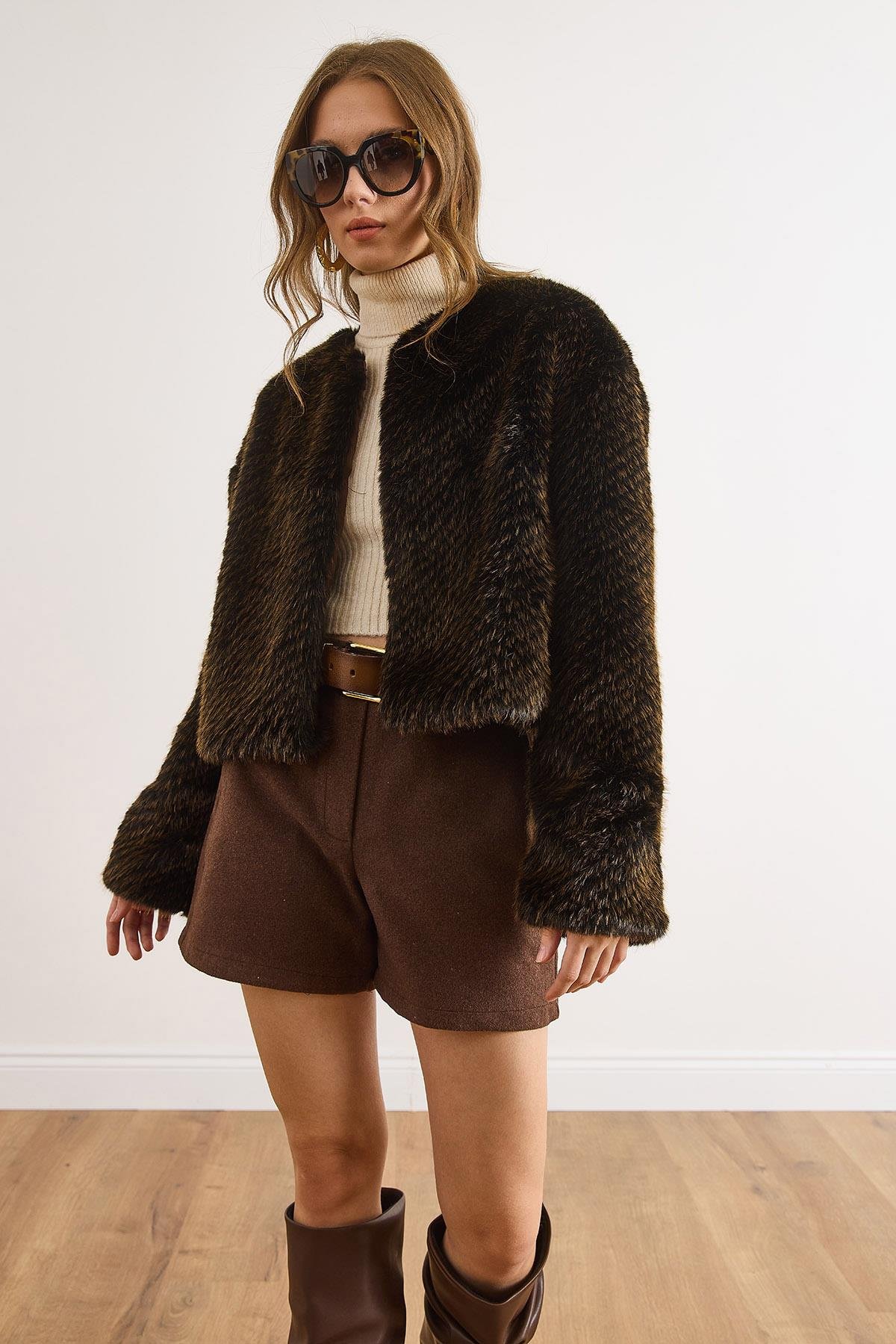 Astarlı Kısa Tüylü Suni Kürk Ceket Kahverengi