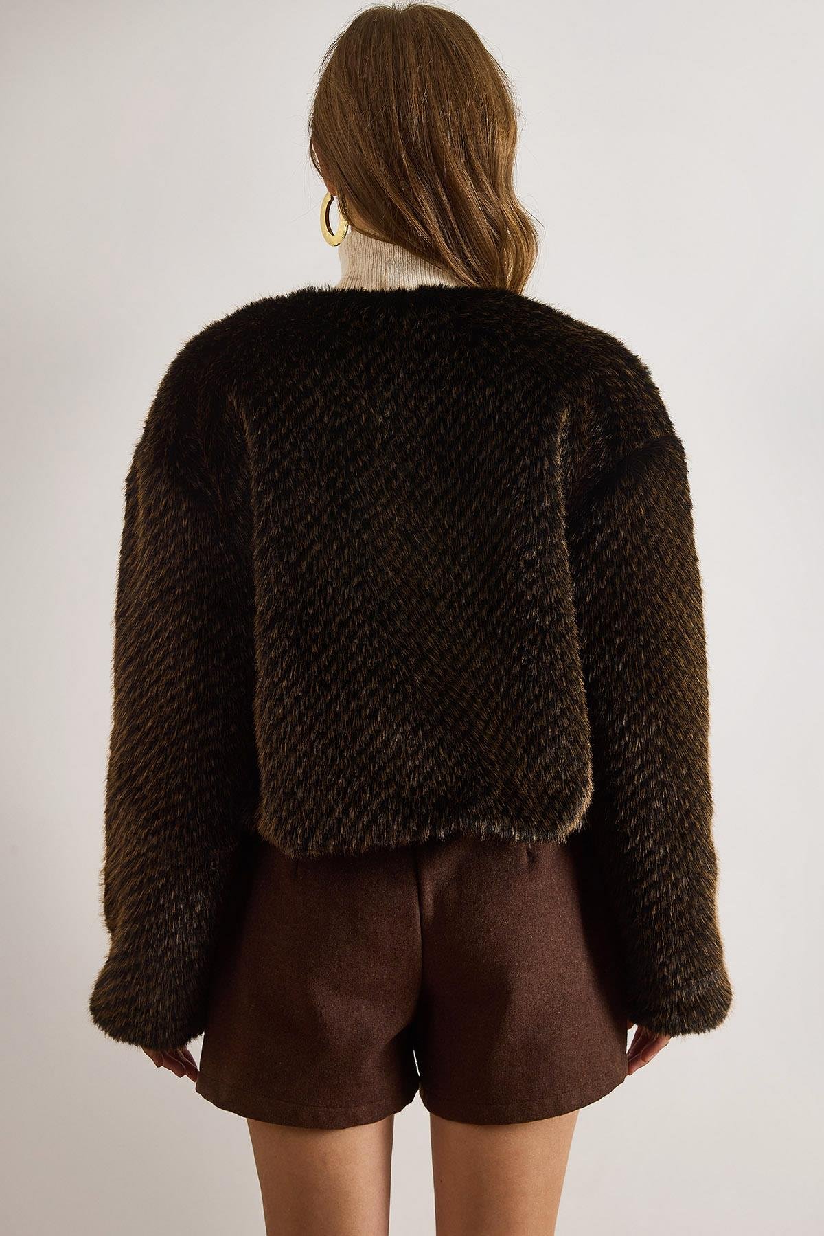 Astarlı Kısa Tüylü Suni Kürk Ceket Kahverengi