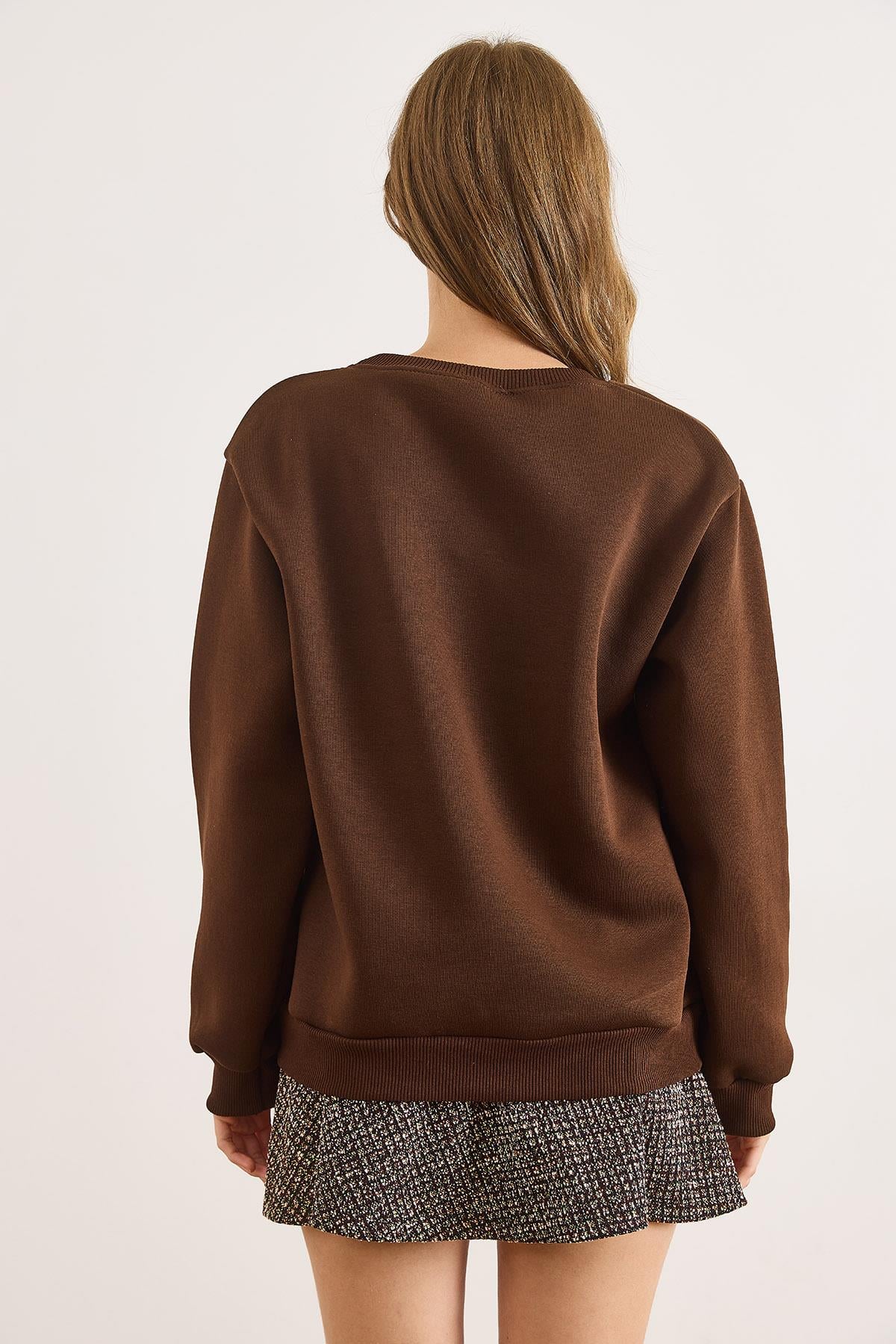 At Nakışlı Rahat Kalıp Şardonlu Sweatshirt Acı Kahve