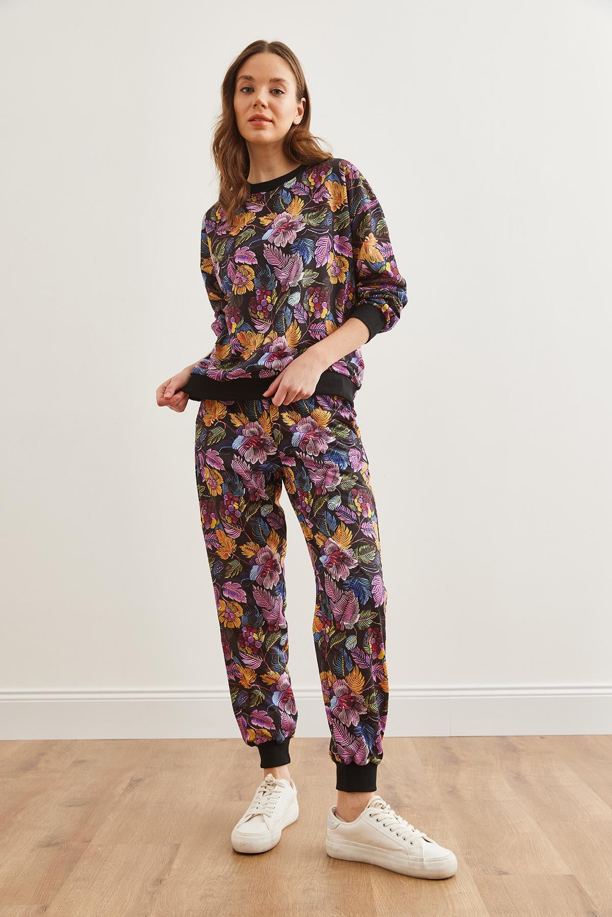 Basic Eşofman Takımı Floral Siyah