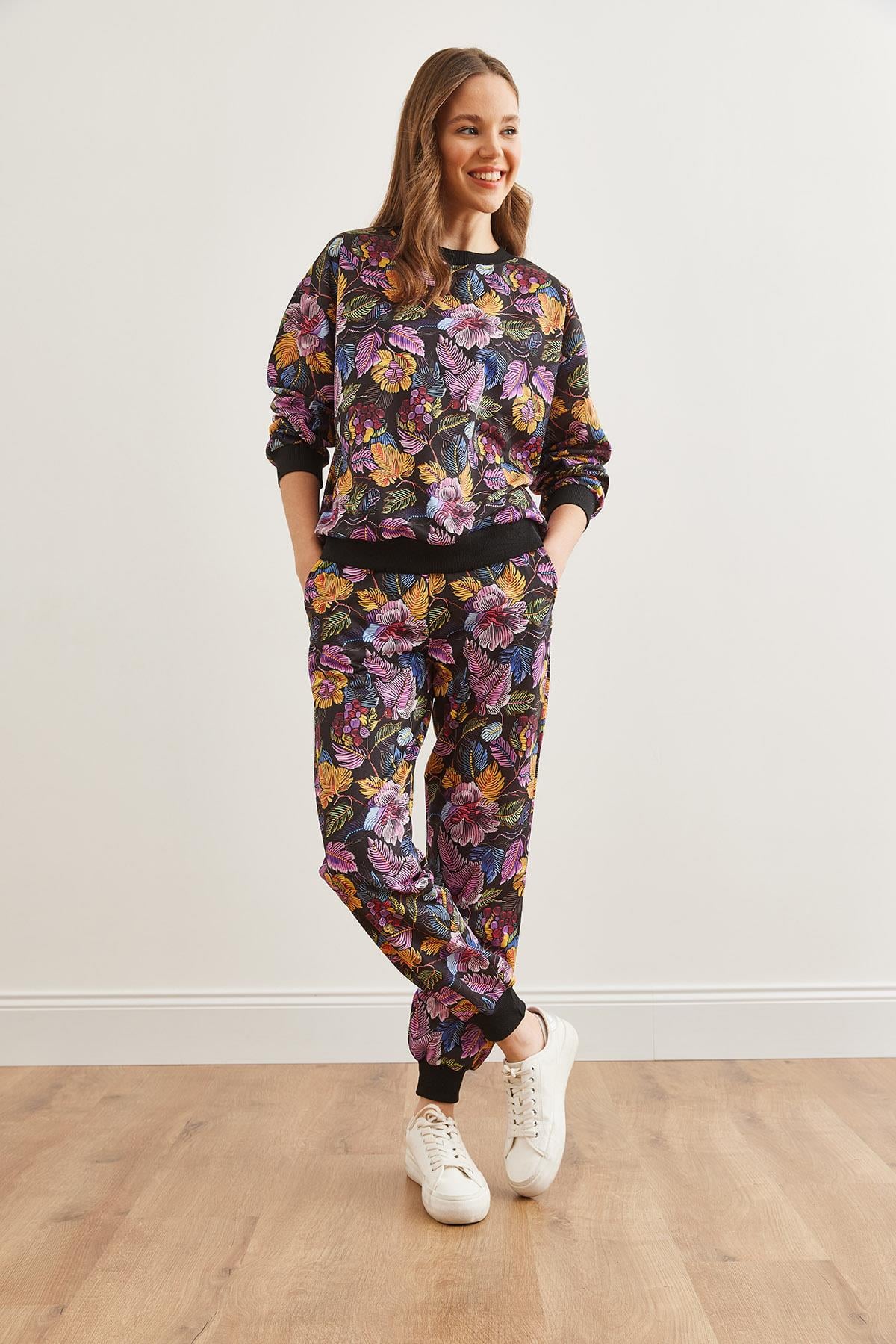 Basic Eşofman Takımı Floral Siyah