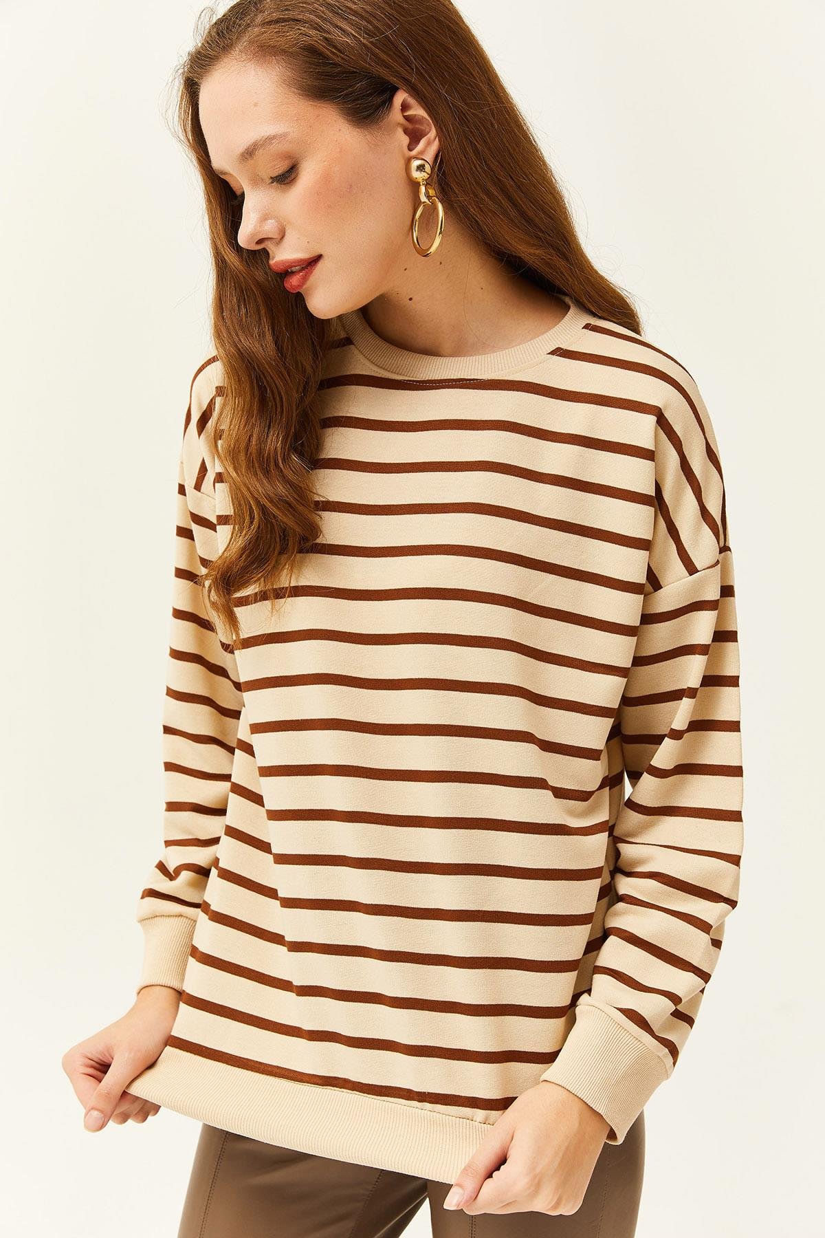 Basic Yumuşak Dokulu Salaş Sweatshirt Taş Kahve
