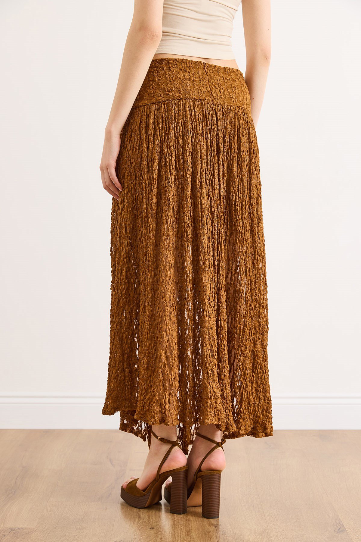 Beli Aksesuarlı Astarlı Yırtmaçlı Boho Etek Taba