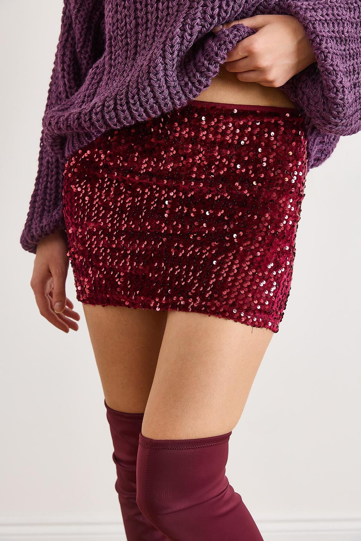 Beli Lastikli Pul Payet Mini Etek Bordo