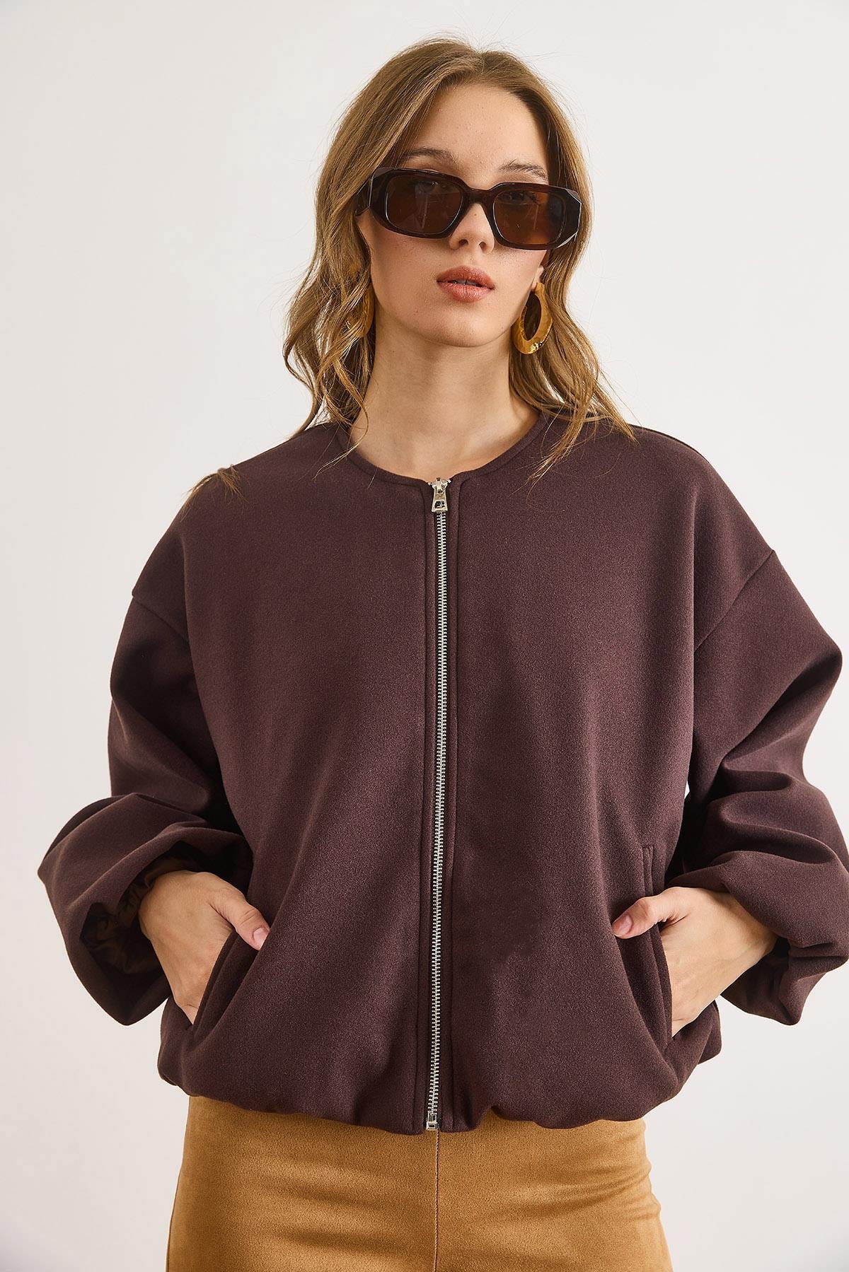 Bisiklet Yaka Cepli Astarlı Kaşe Ceket Kahverengi