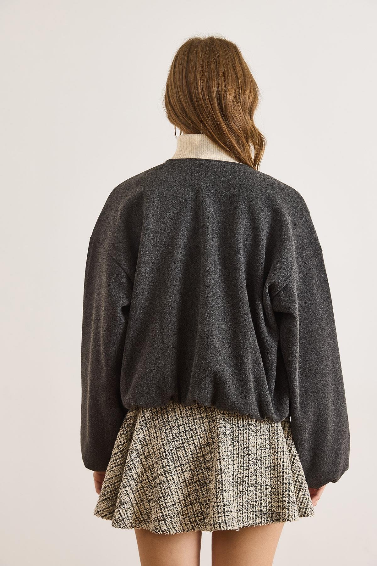 Bisiklet Yaka Cepli Astarlı Kaşe Ceket Füme