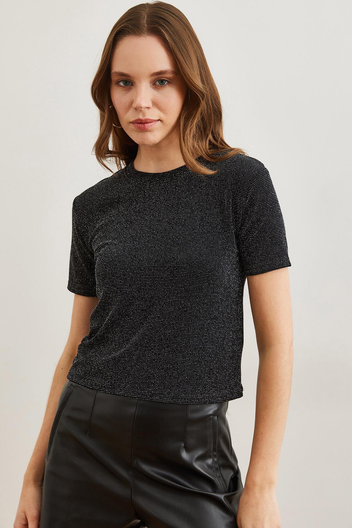 Bisiklet Yaka Simli Parlak Crop Bluz Siyah