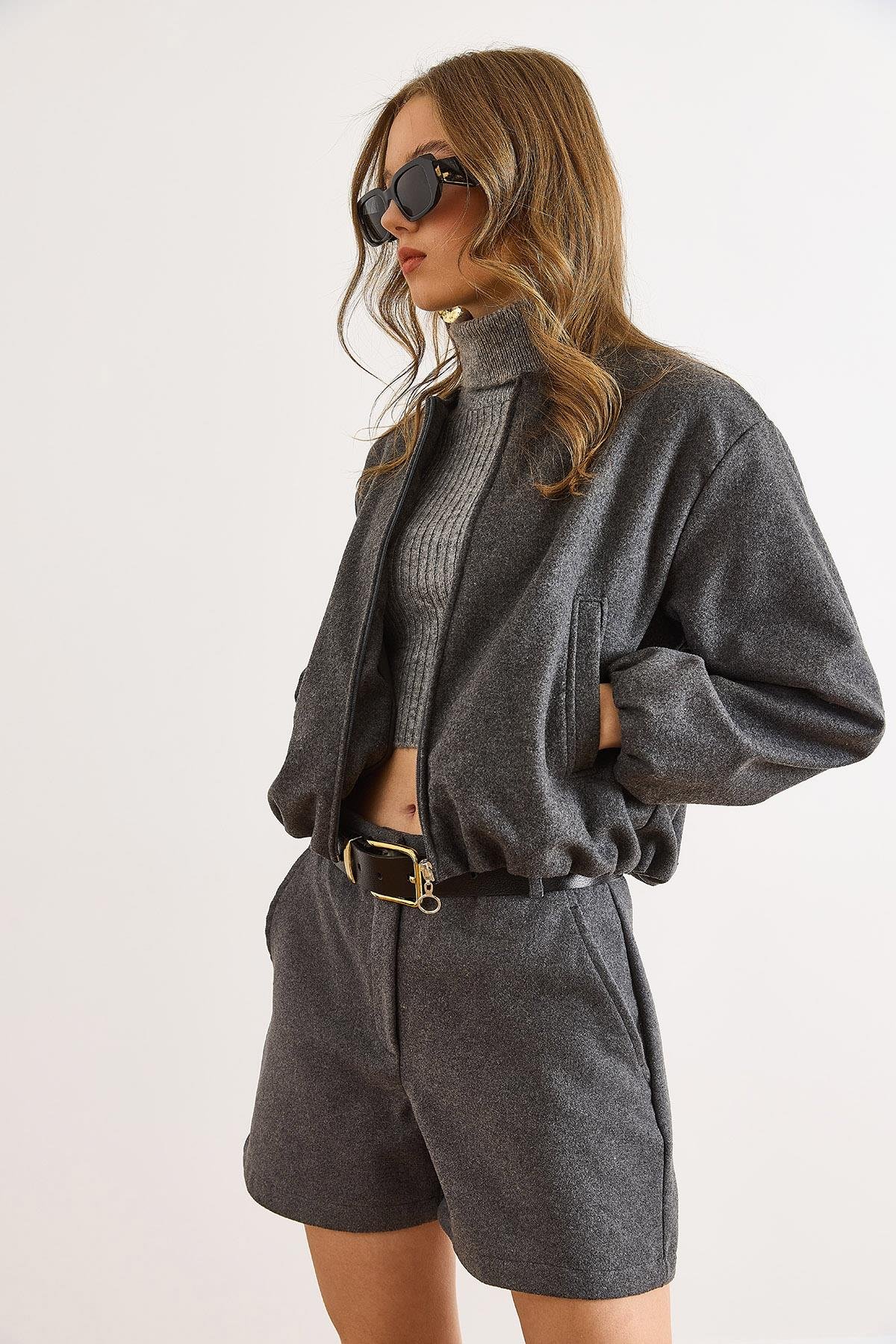 Cepli Astarlı Bisiklet Yaka Crop Kaşe Ceket Füme