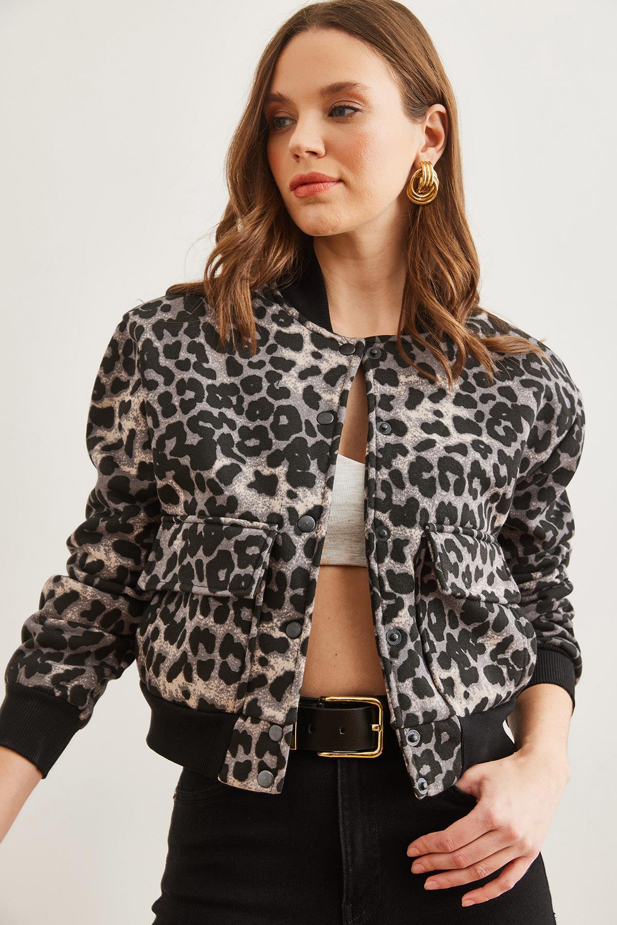 Cepli Çıtçıt Kapama İçi Polarlı Crop Ceket Leopar Siyah