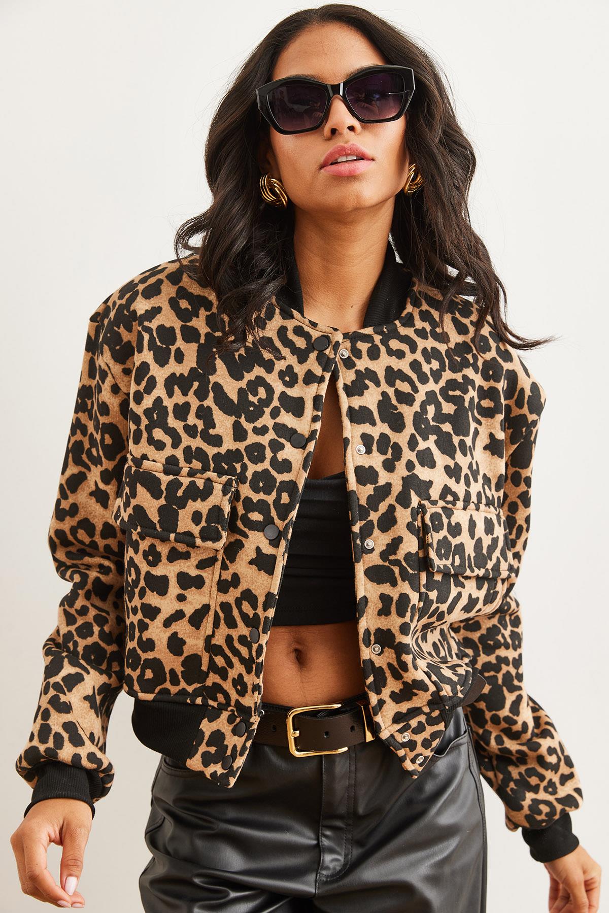 Cepli Çıtçıt Kapama İçi Polarlı Crop Ceket Leopar Camel