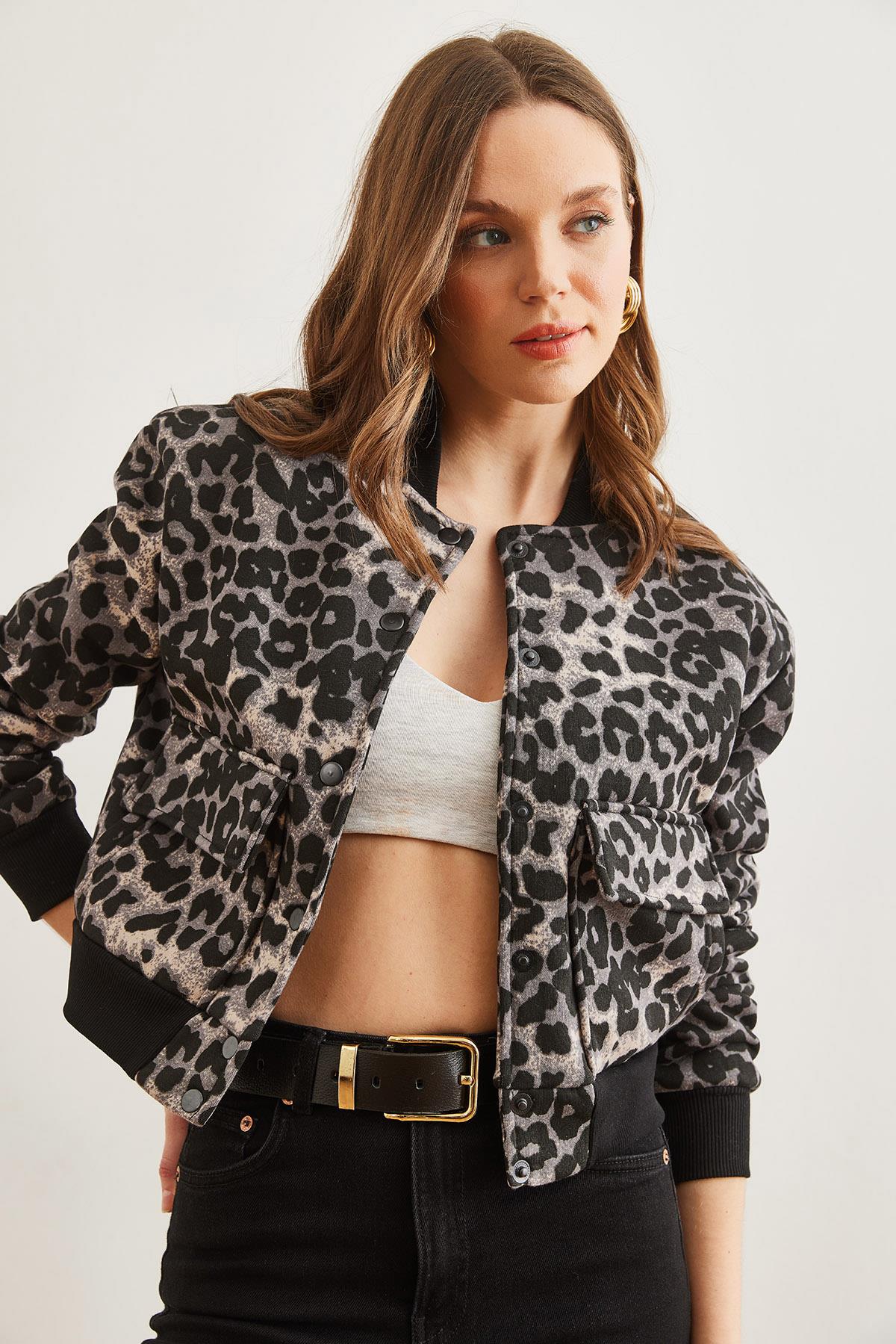 Cepli Çıtçıt Kapama İçi Polarlı Crop Ceket Leopar Siyah