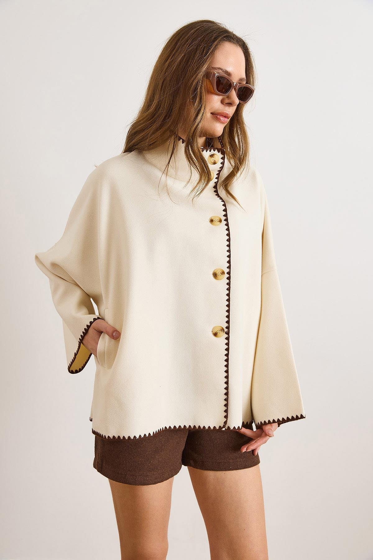 Cepli Çoban Dikişli Astarsız Oversize Kaşe Ceket Ekru