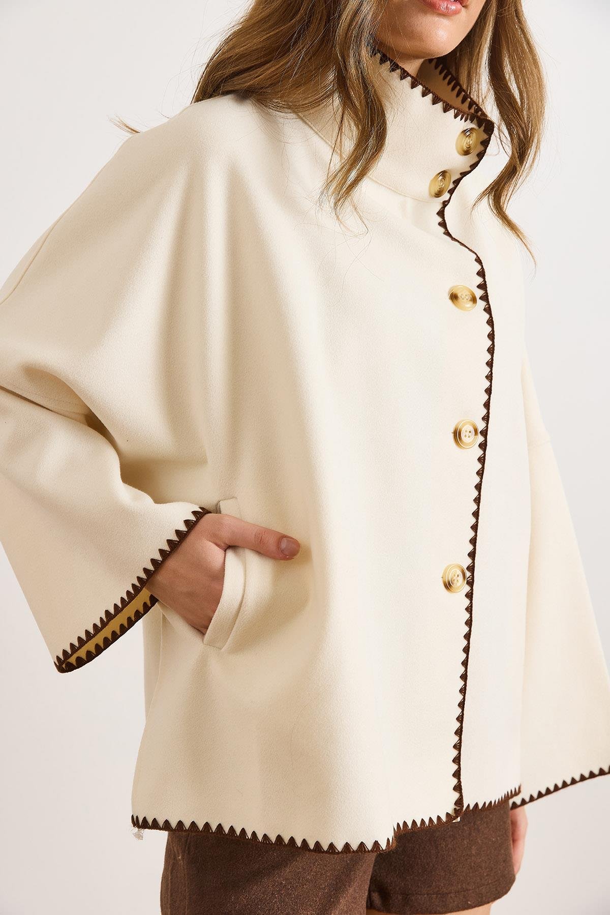 Cepli Çoban Dikişli Astarsız Oversize Kaşe Ceket Ekru