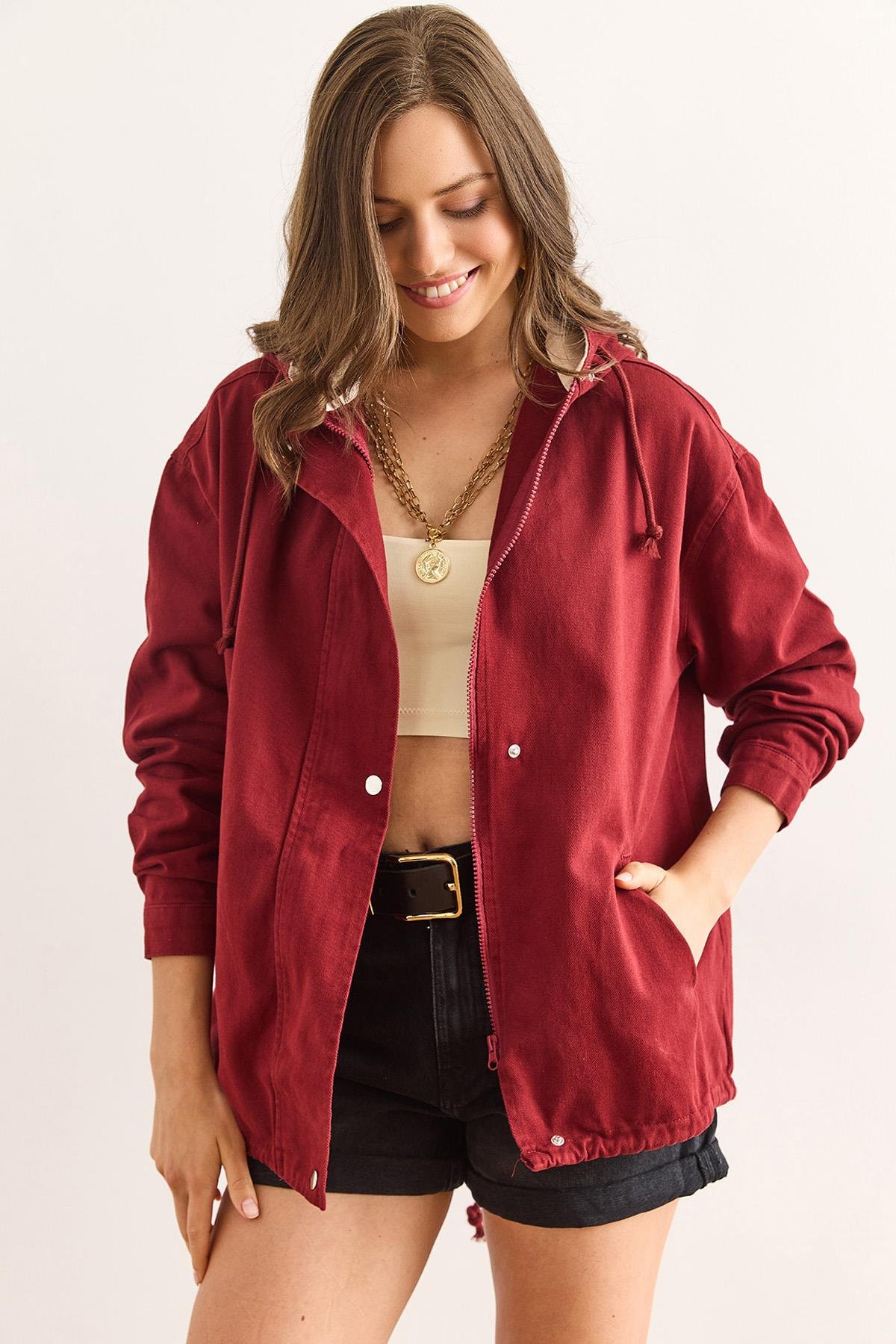 Cepli Fermuarlı Çıtçıt Detaylı Gabardin Ceket Bordo Taş