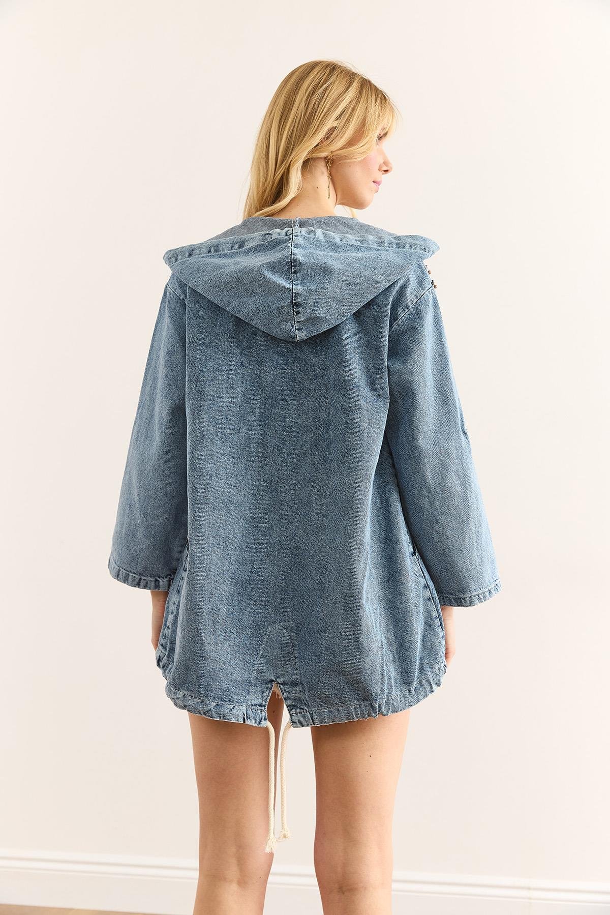 Cepli Kapüşonlu Garnili Oversize Denim Ceket Açık Mavi