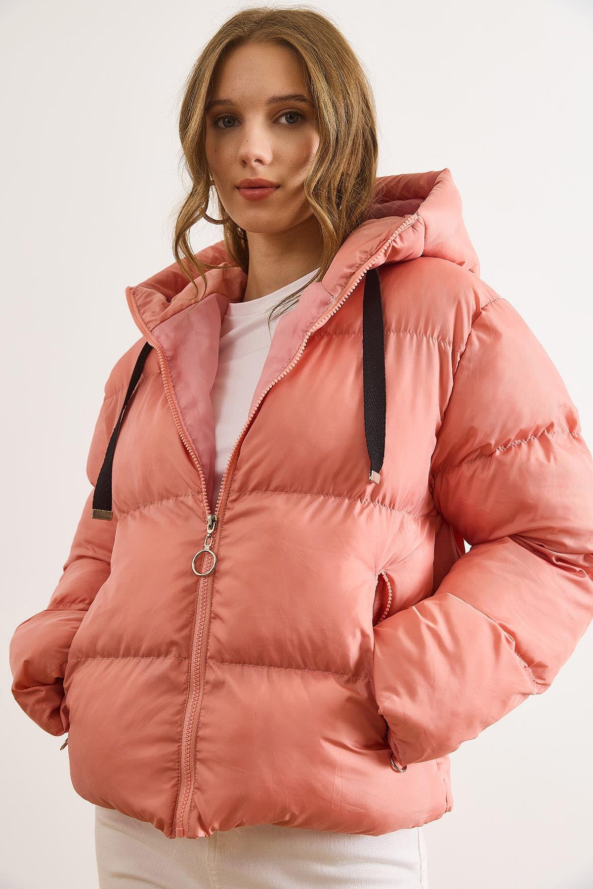 Cepli Kapüşonlu Şişme Kaban Gül Kurusu