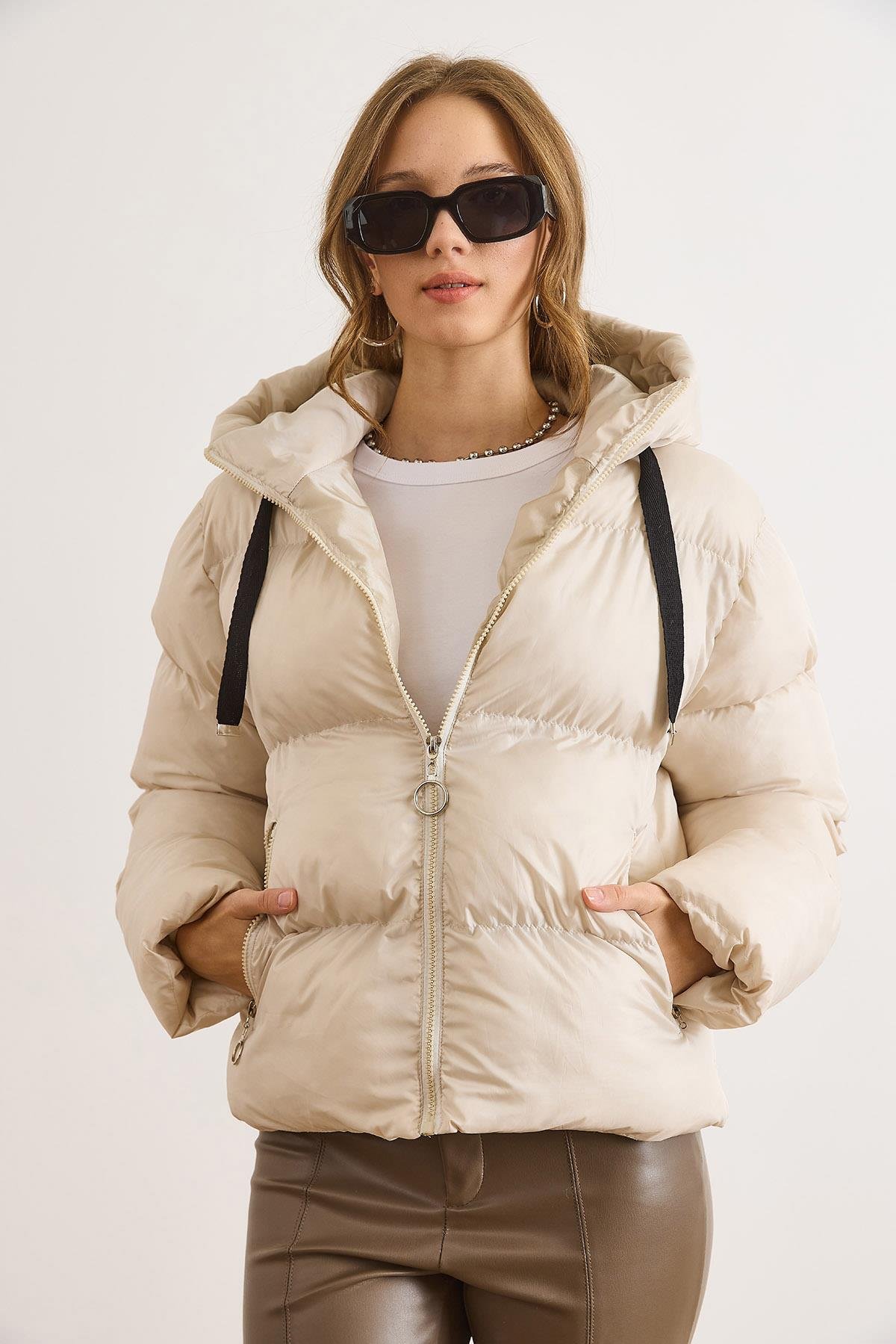 Cepli Kapüşonlu Şişme Kaban Taş