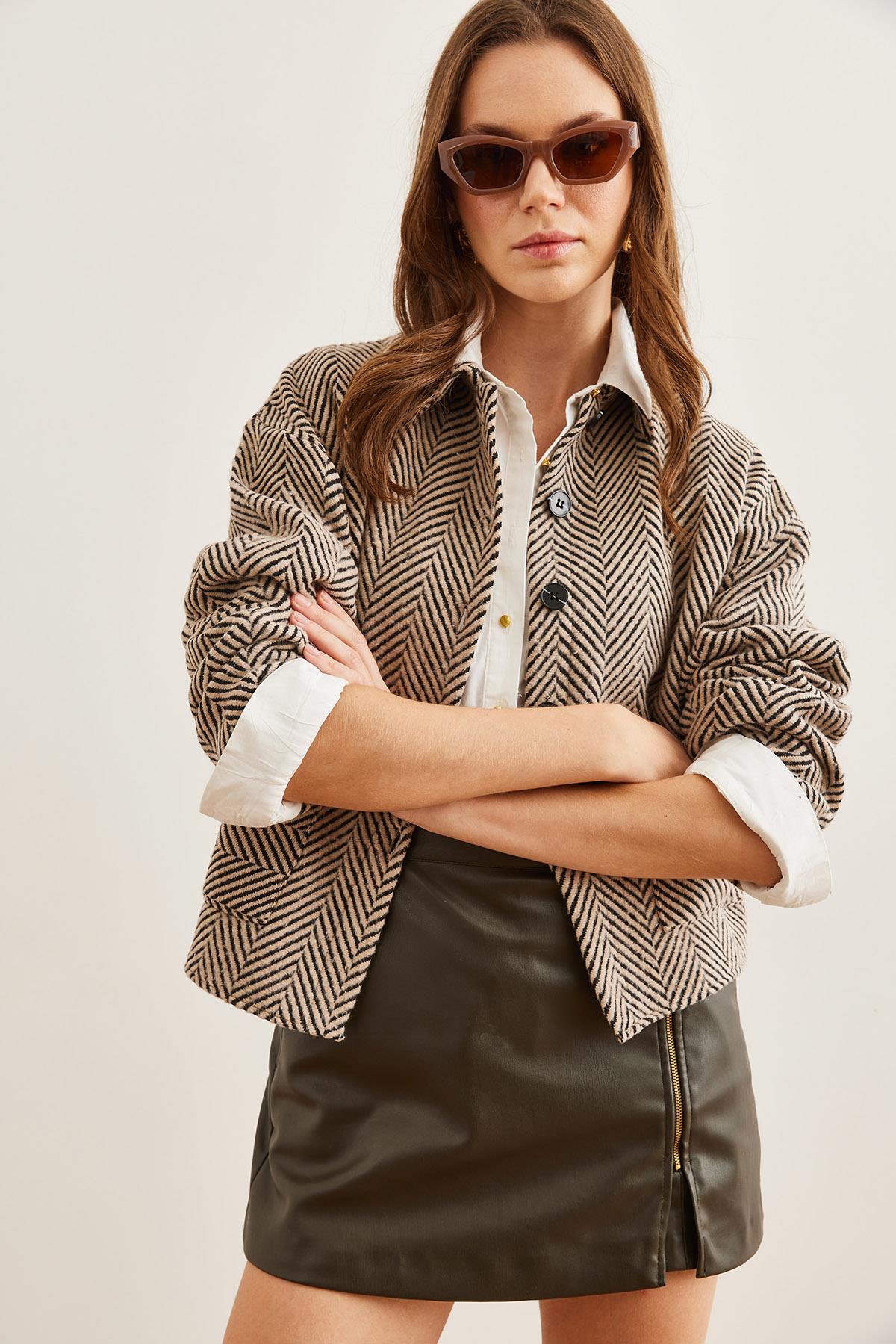 Çift Cepli Kaşe Astarsız Ceket Verev Taş