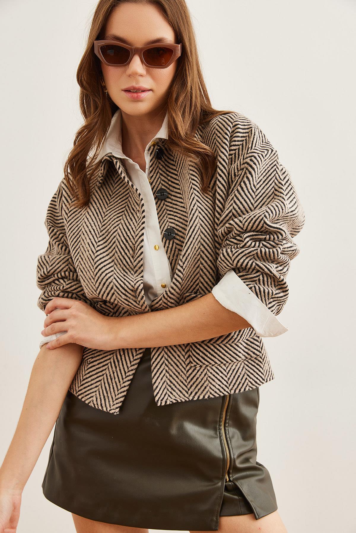 Çift Cepli Kaşe Astarsız Ceket Verev Taş