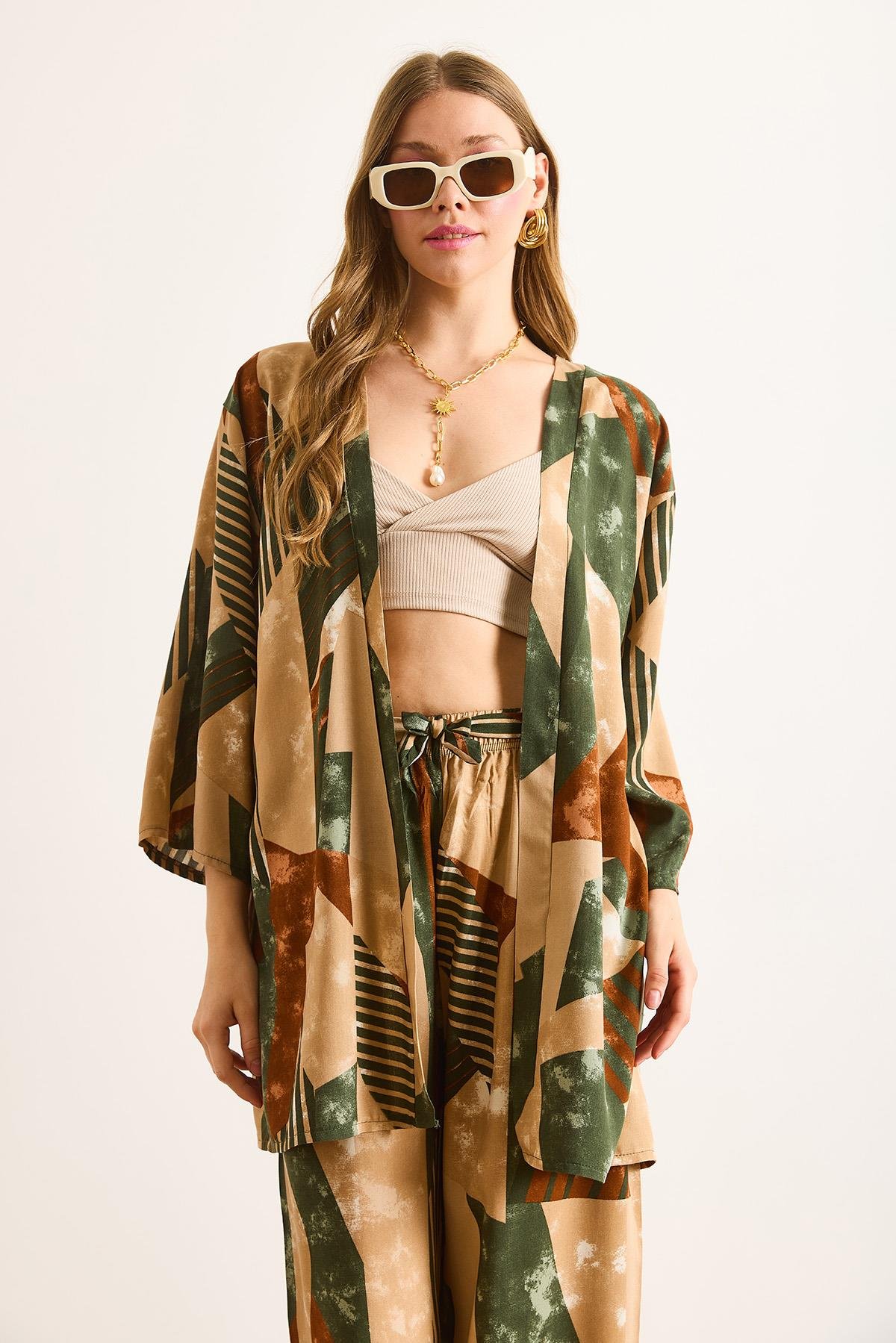 Desenli Dökümlü Dokuma Viskon Kimono Camel Kahve