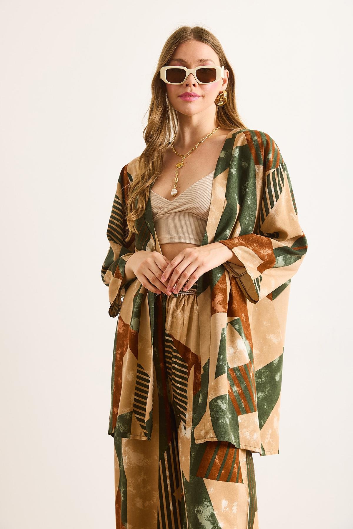 Desenli Dökümlü Dokuma Viskon Kimono Camel Kahve