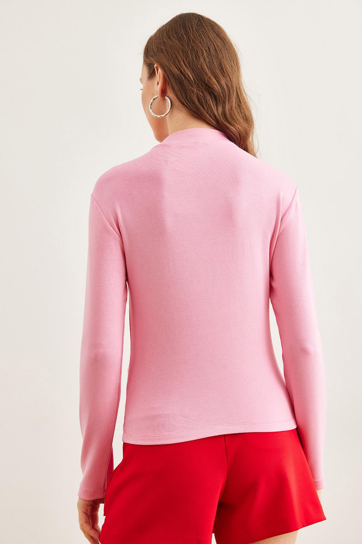 Dik Yaka Dökümlü Soft Touch Bluz Şeker Pembe