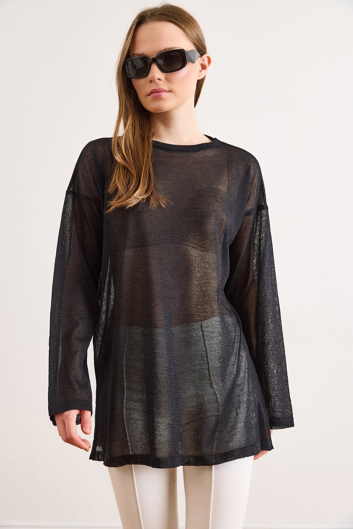 Dökümlü Loose Fit Transparan Triko Bluz Siyah