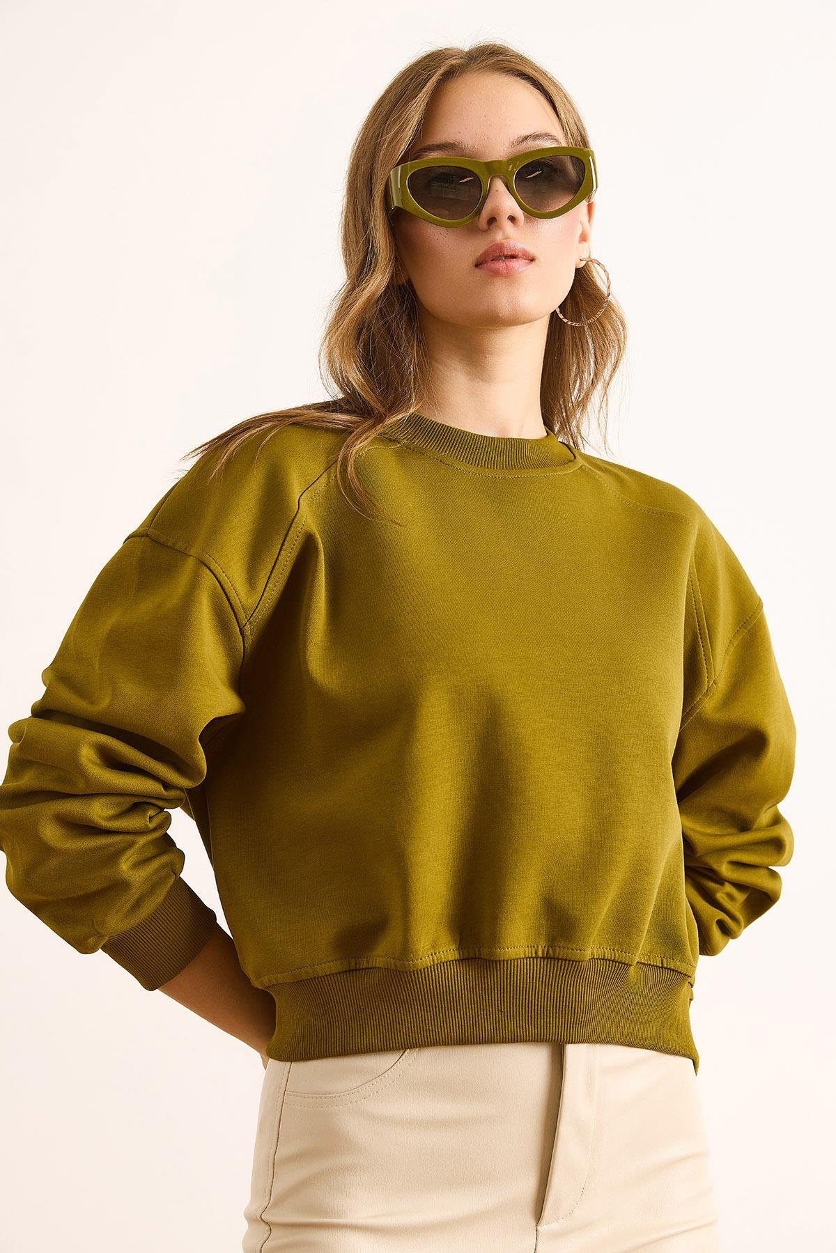Double İnterlok Kol Detaylı Kalın Sweatshirt Yağ Yeşili
