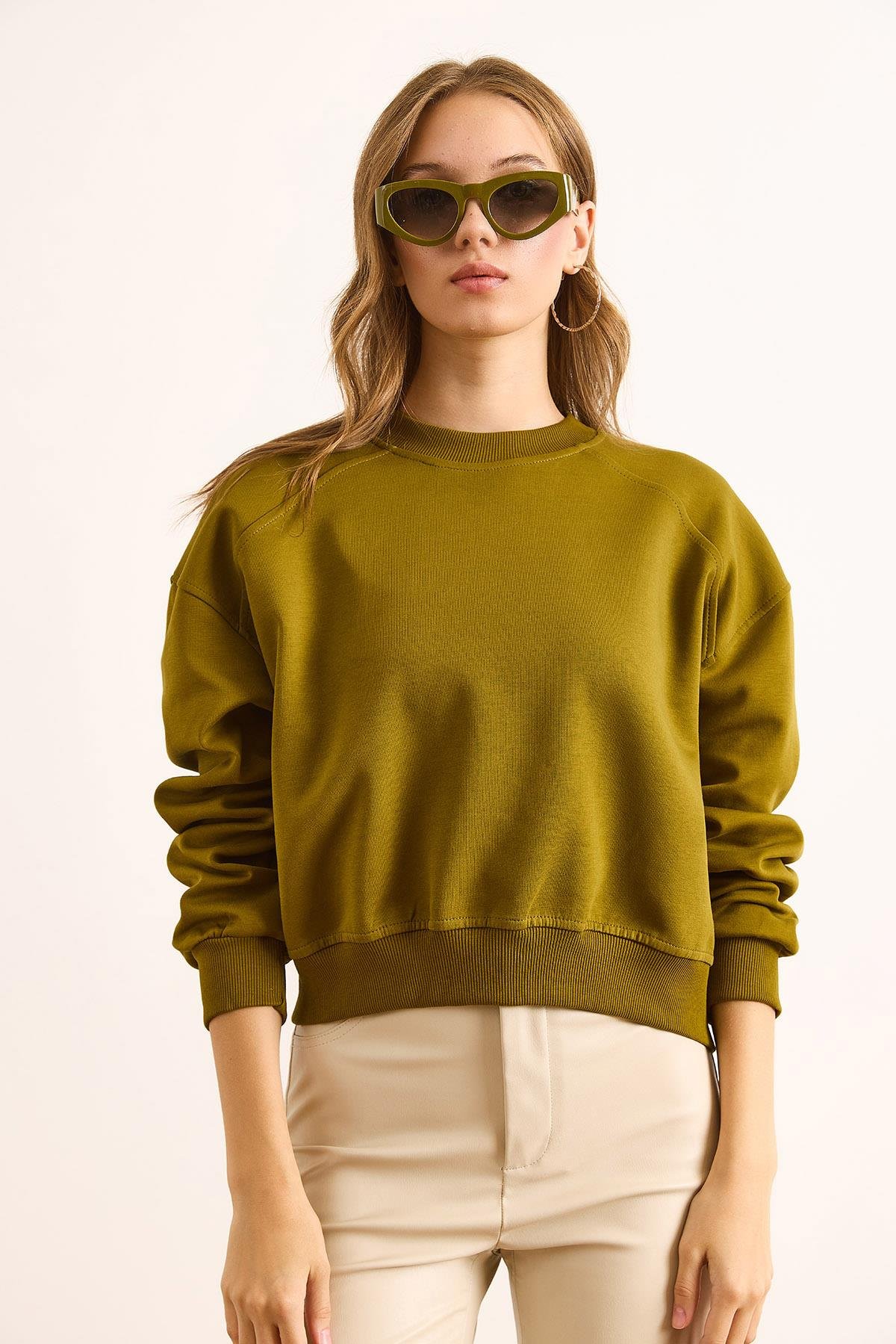 Double İnterlok Kol Detaylı Kalın Sweatshirt Yağ Yeşili