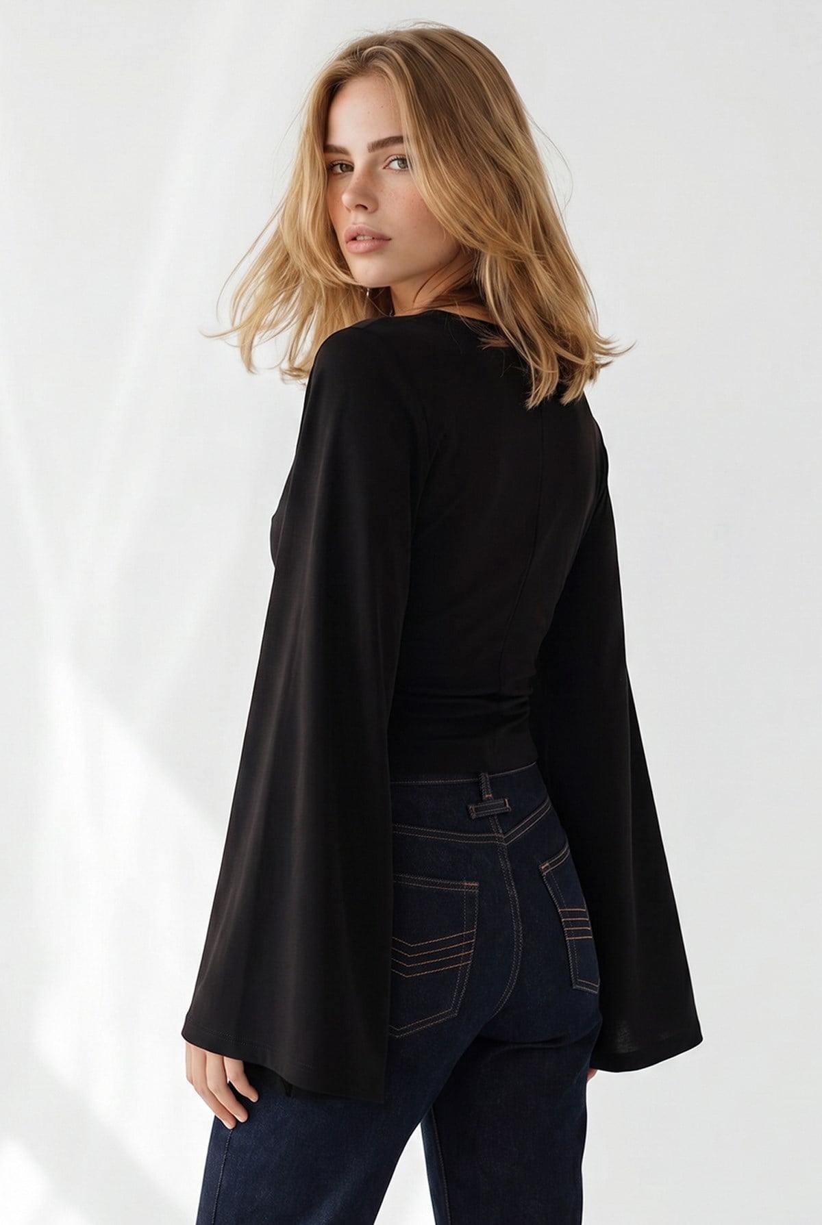 Drape Detaylı Geniş Kol Detaylı Bluz Siyah