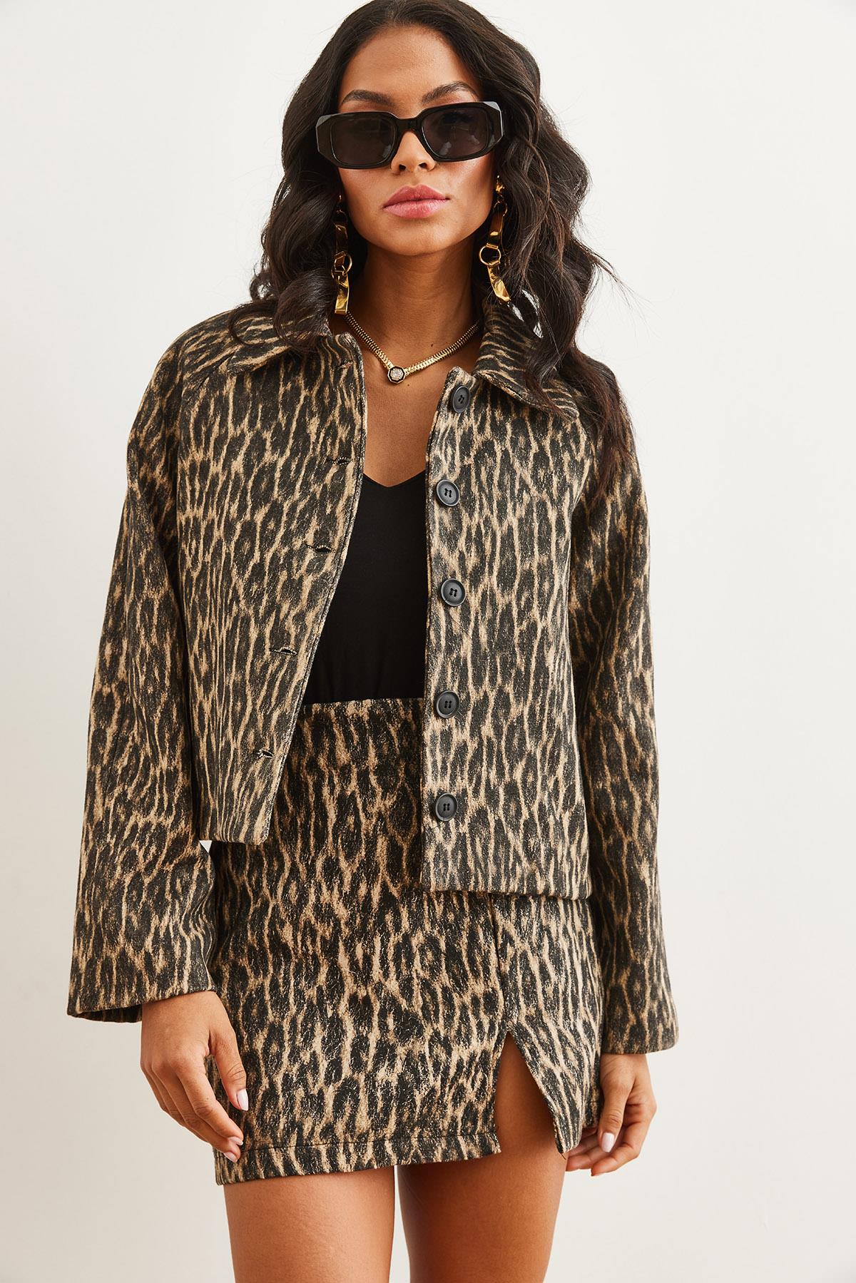 Düğmeli Astarlı Kaşe Ceket Leopar Taş