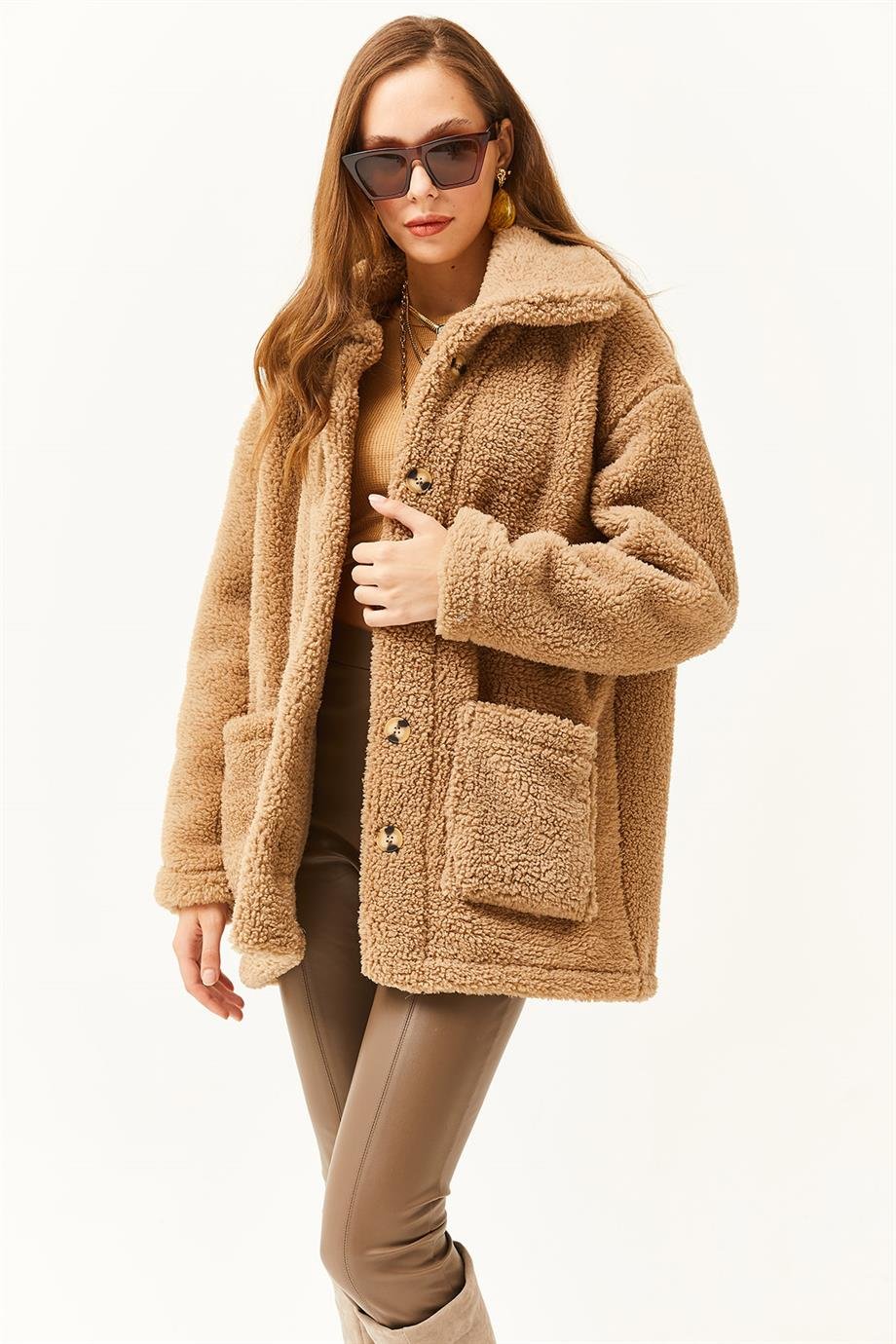Düğmeli Cepli Astarsız Oversize Peluş Ceket Vizon