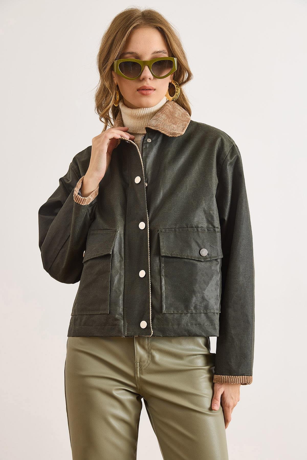 Ekose Astarlı Cepli Sıvamalı Ceket Haki