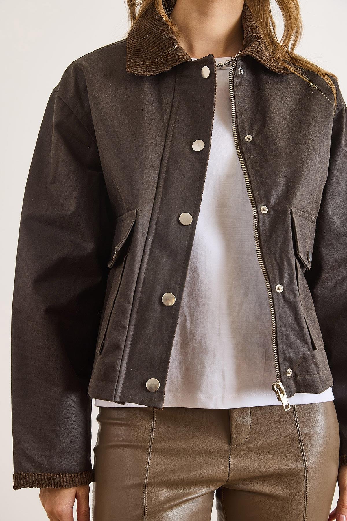 Ekose Astarlı Cepli Sıvamalı Ceket Kahverengi