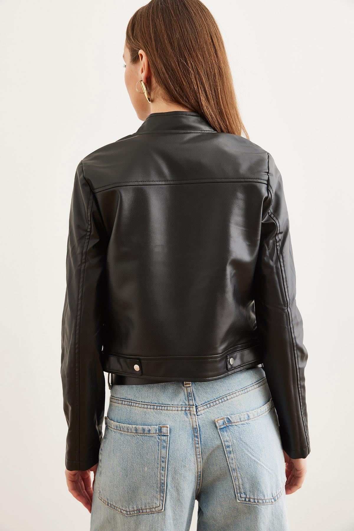 Fermuarlı Cepli Anvelop Crop Suni Deri Ceket Siyah