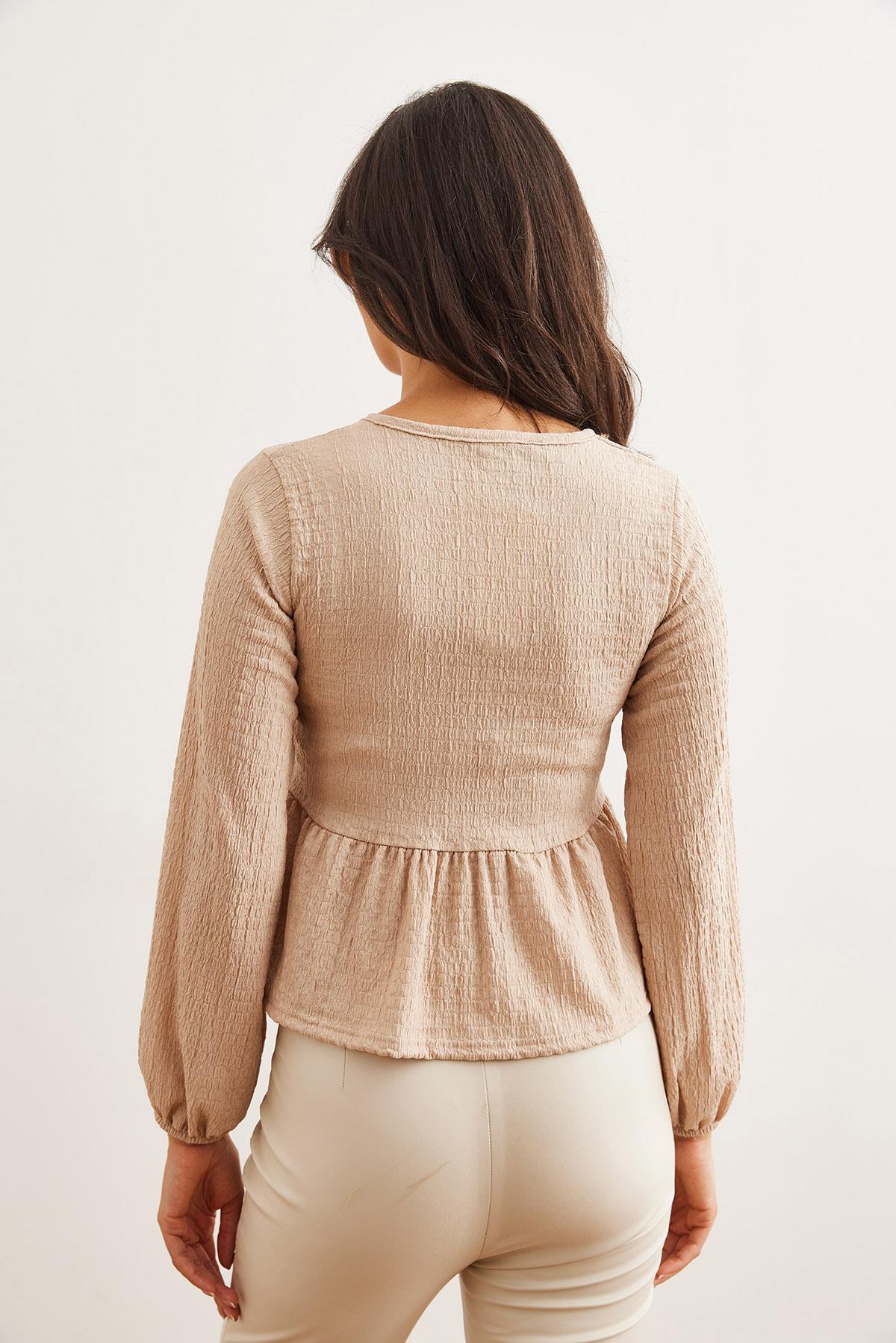 Fiyonklu Örme Bluz Camel