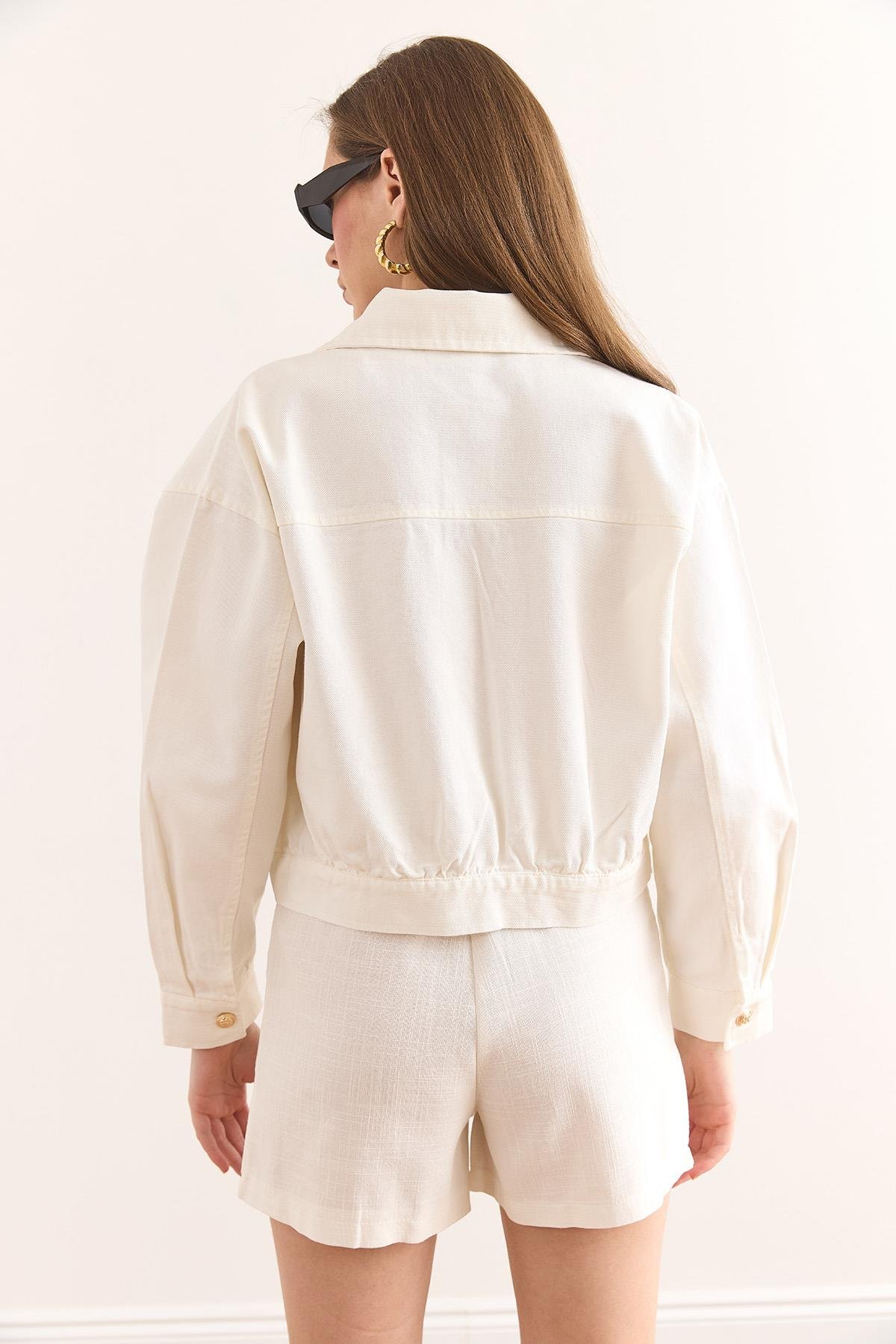 Gold Düğmeli Gabardin Pamuk Ceket Ekru