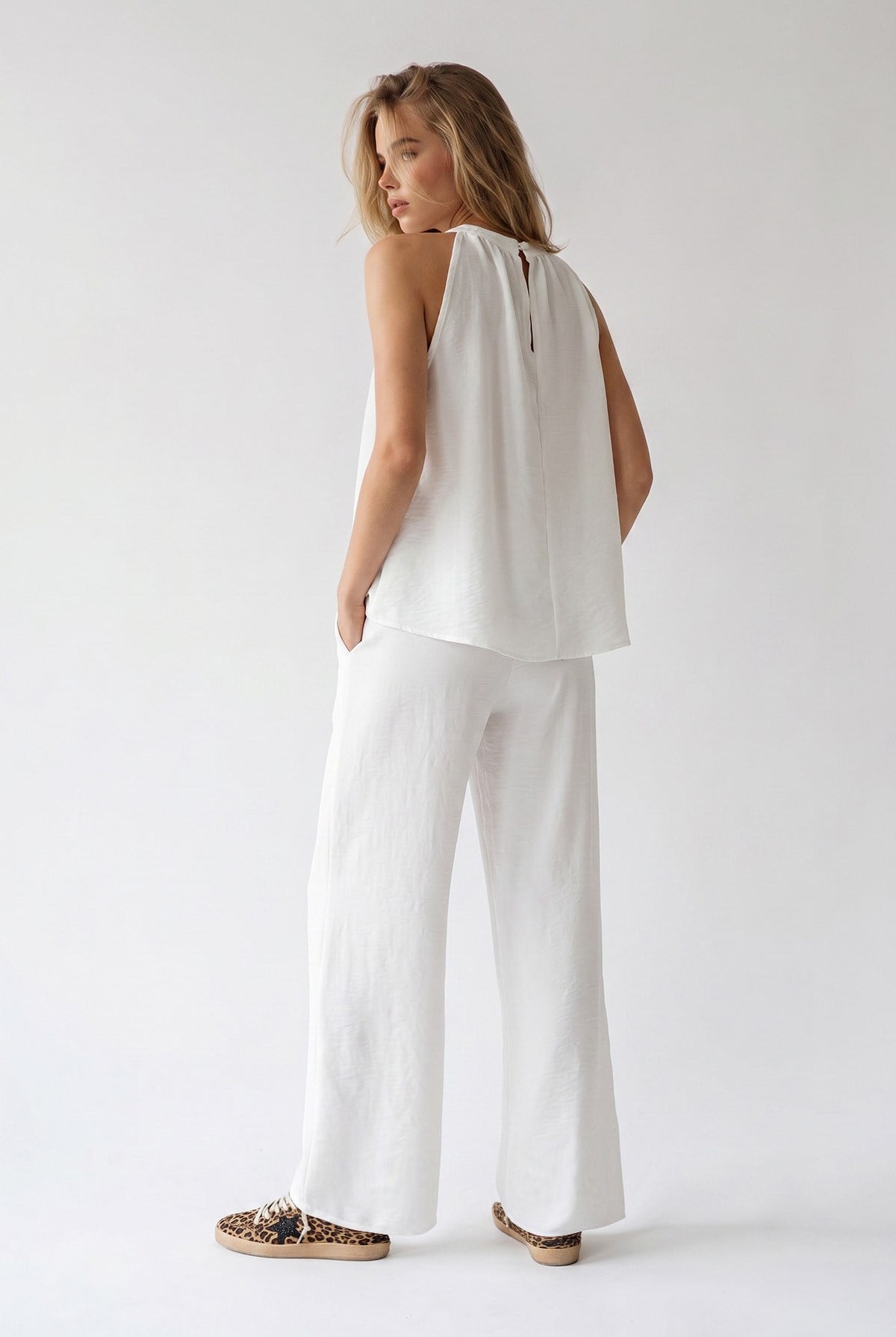 Halter Yaka Bluz Cepli Pantolon Takım Beyaz