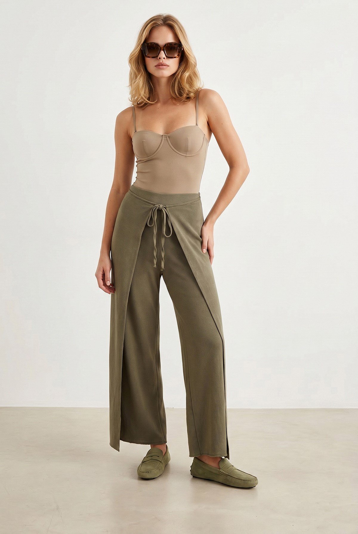 Katmanlı Bağlama Detaylı Wide Leg Keten Pantolon Haki