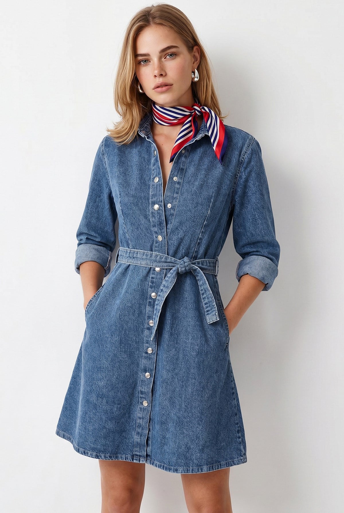 Kuşaklı Cepli Kloş Denim Elbise Açık Mavi