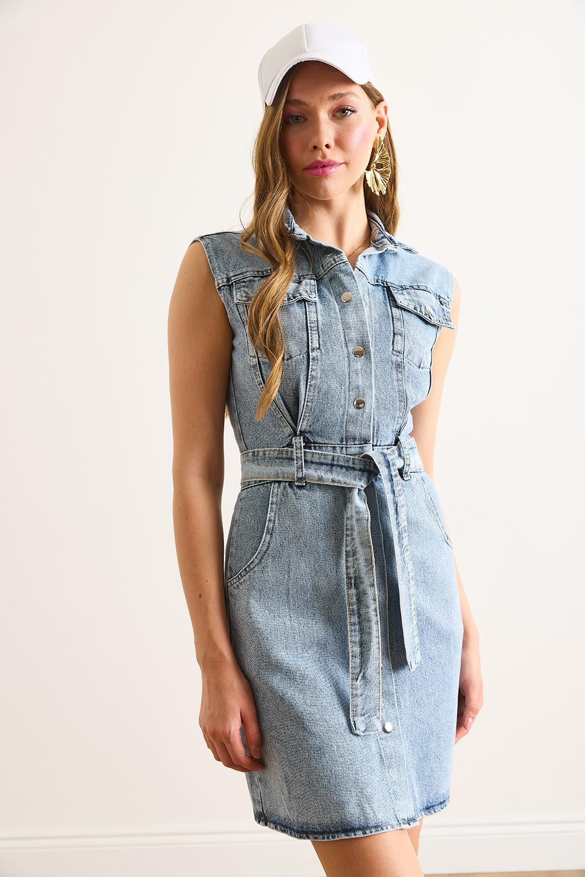 Kuşaklı Cepli Mini Denim Gömlek Elbise Orta Mavi