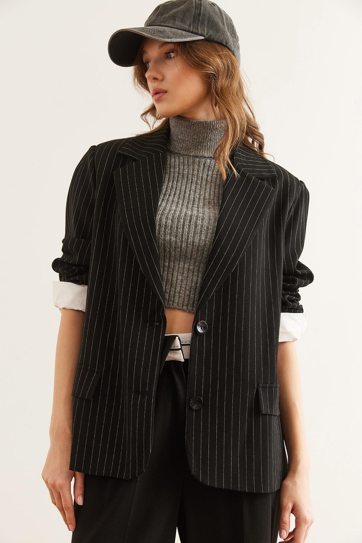 Manşet Detaylı Fleto Cep Astarlı Çizgili Blazer Ceket Siyah