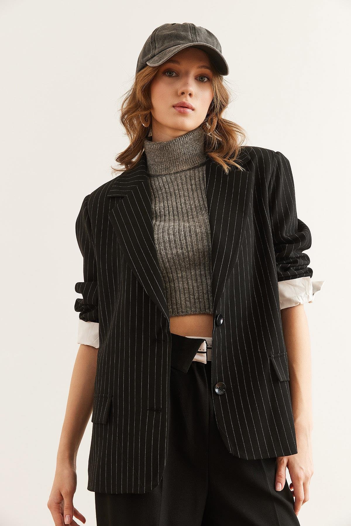 Manşet Detaylı Fleto Cep Astarlı Çizgili Blazer Ceket Siyah