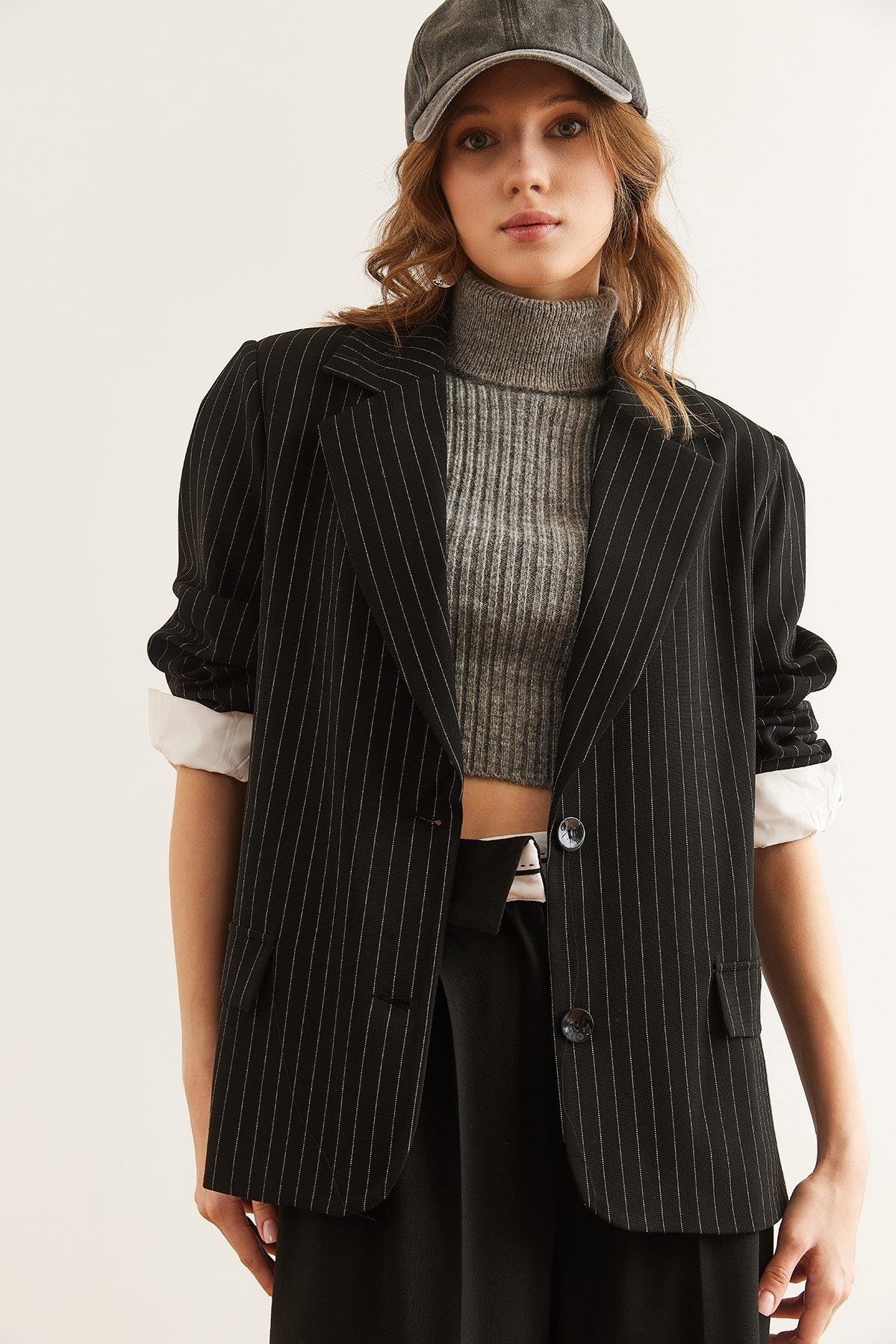 Manşet Detaylı Fleto Cep Astarlı Çizgili Blazer Ceket Siyah